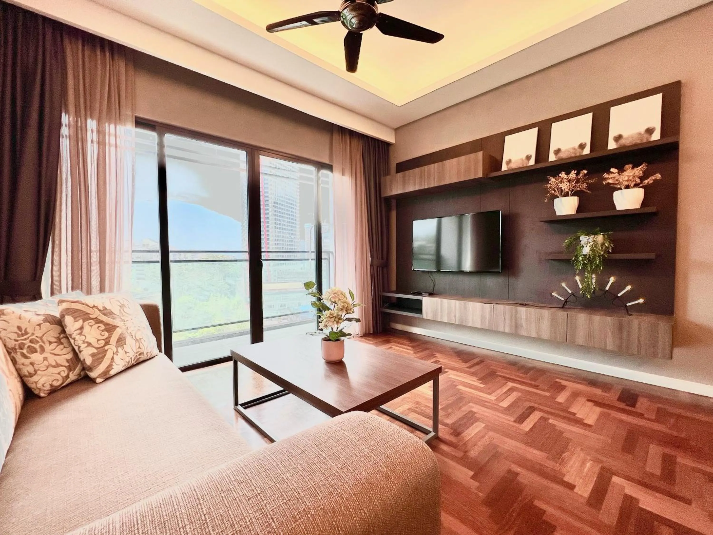 ELECTUS HOME at Vista Residences Genting - FREE WiFi & TV Box & Parking