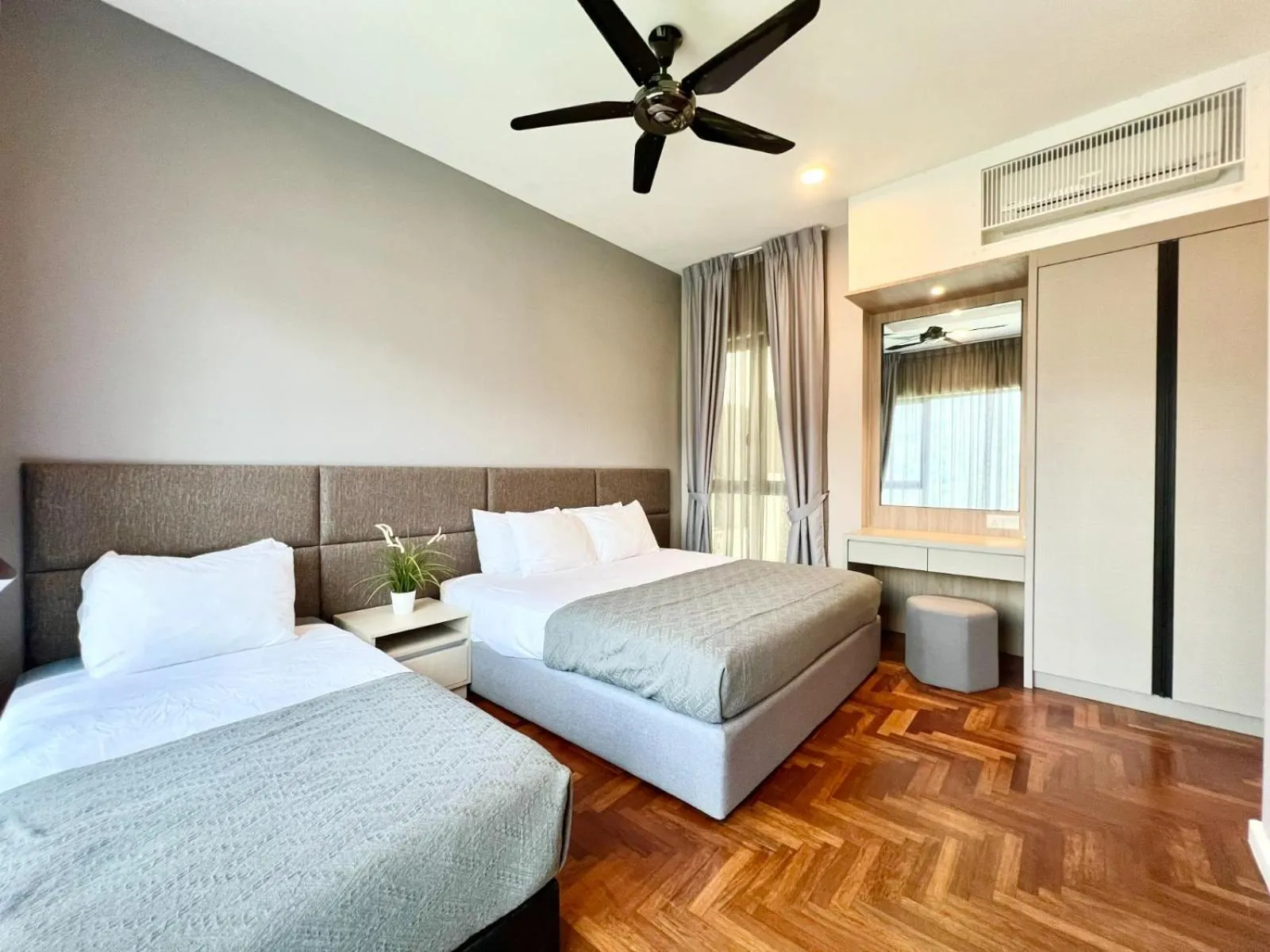 ELECTUS HOME at Vista Residences Genting - FREE WiFi & TV Box & Parking