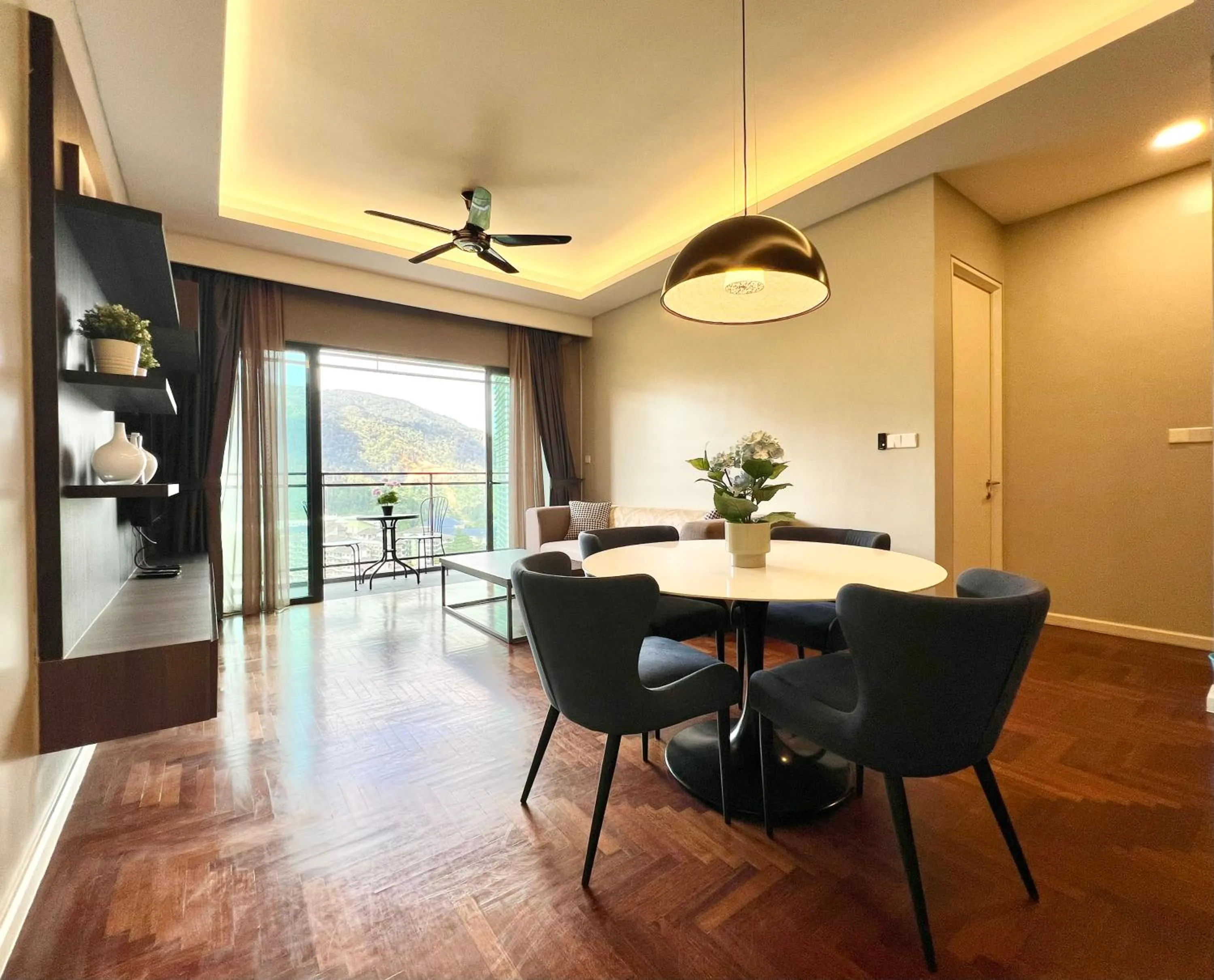 ELECTUS HOME at Vista Residences Genting - FREE WiFi & TV Box & Parking