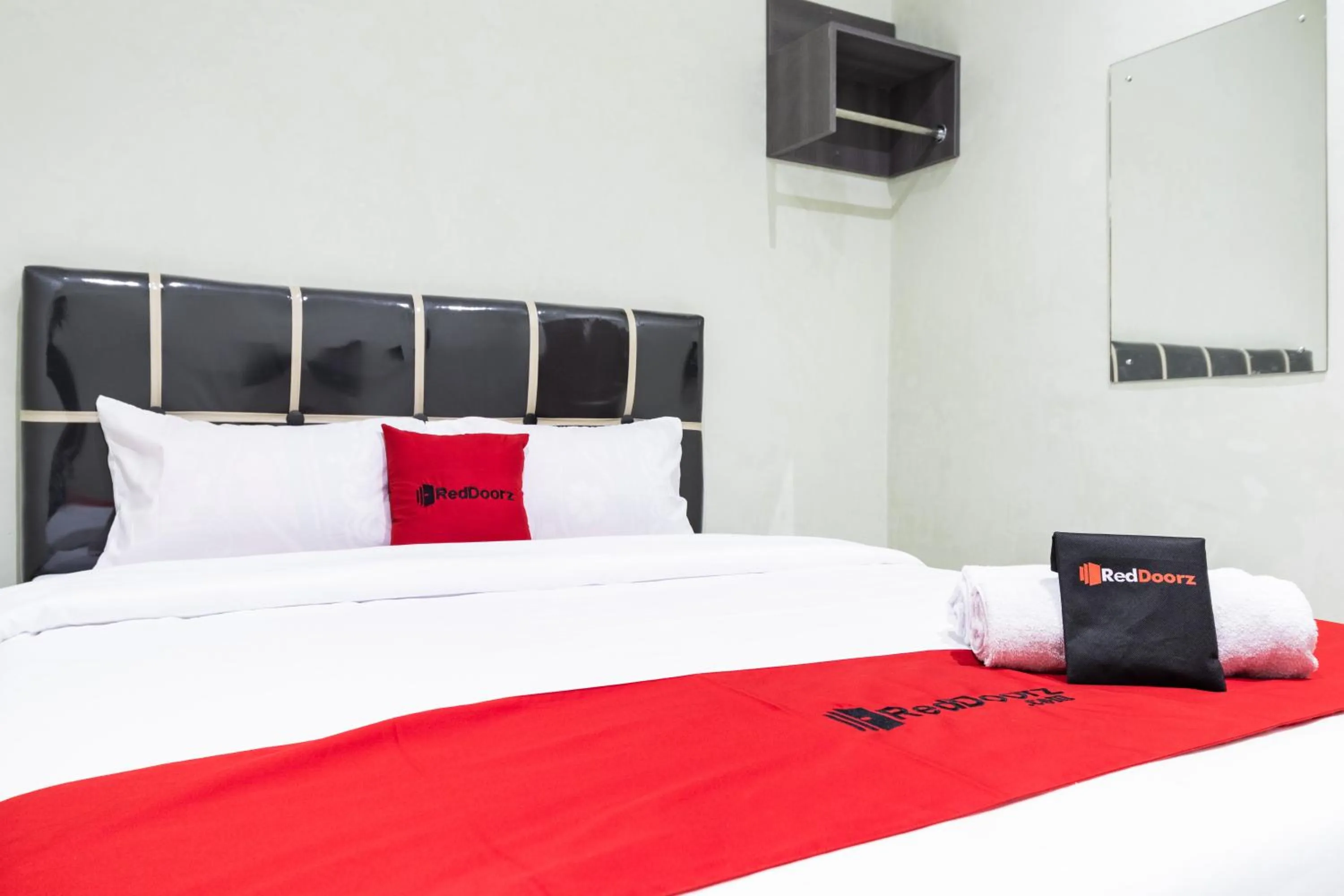 Bed in RedDoorz near Medan Amplas