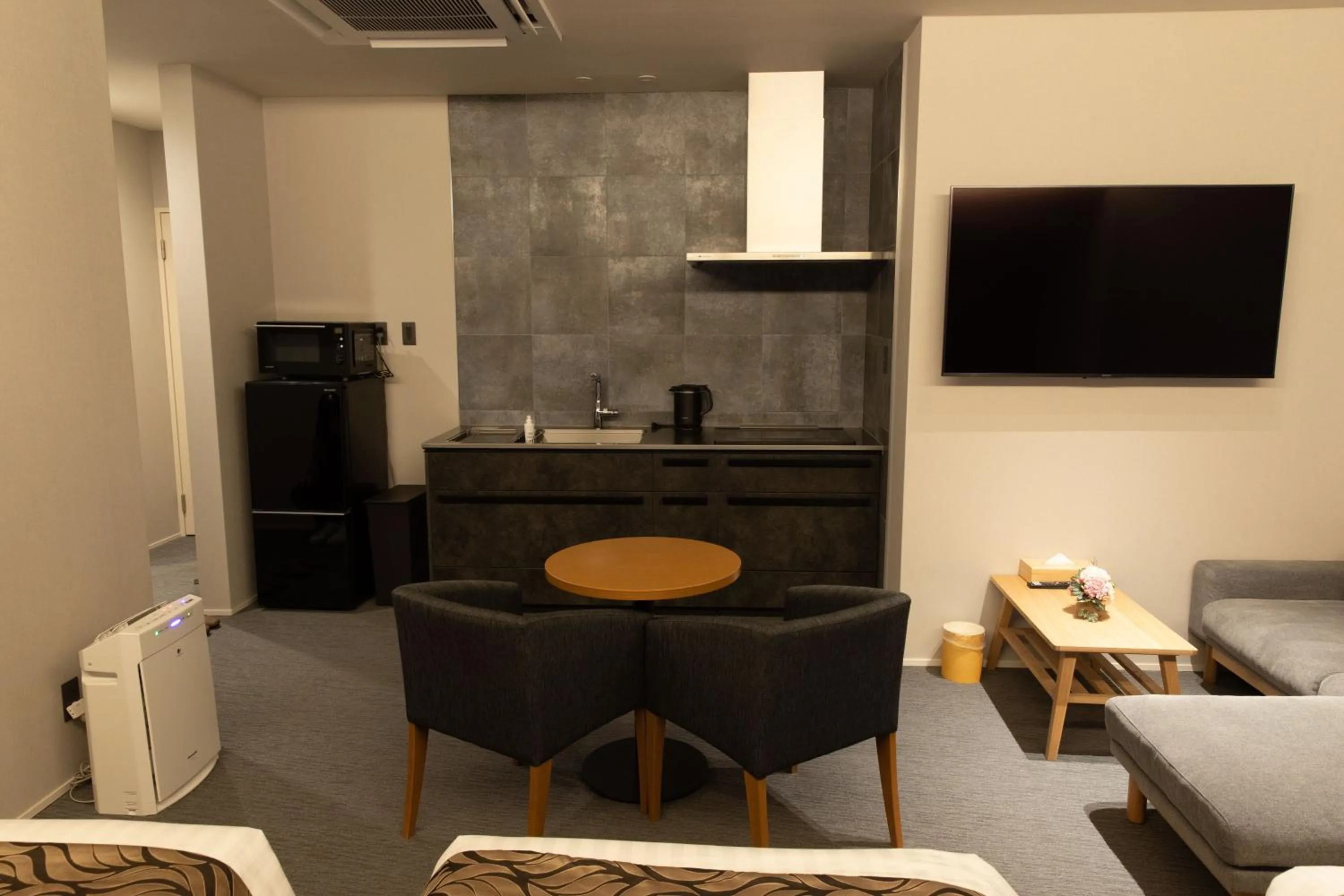 Seating area in GRAND BASE Nagoya Ekinishi