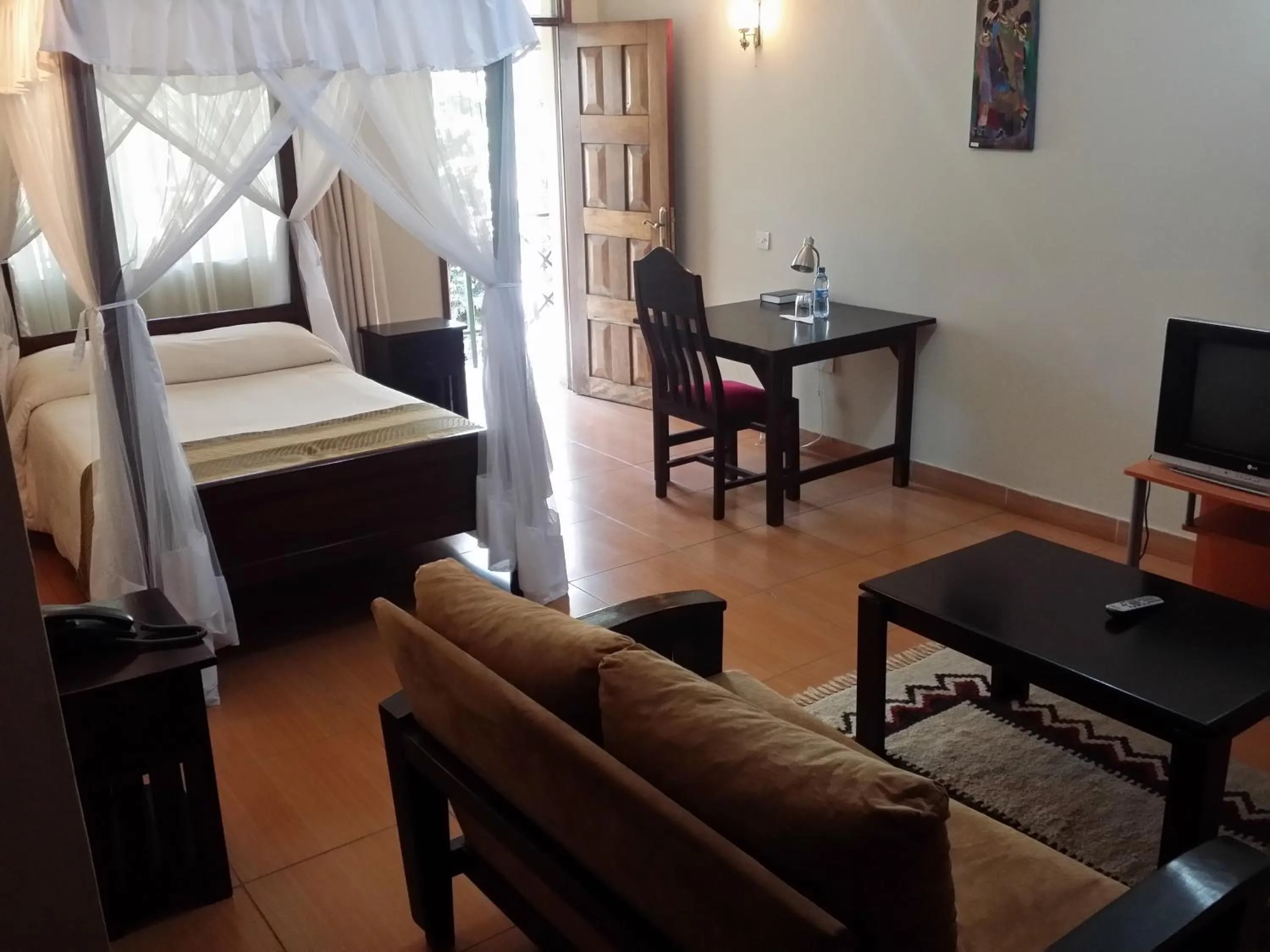 Photo of the whole room, Bed in Margarita House