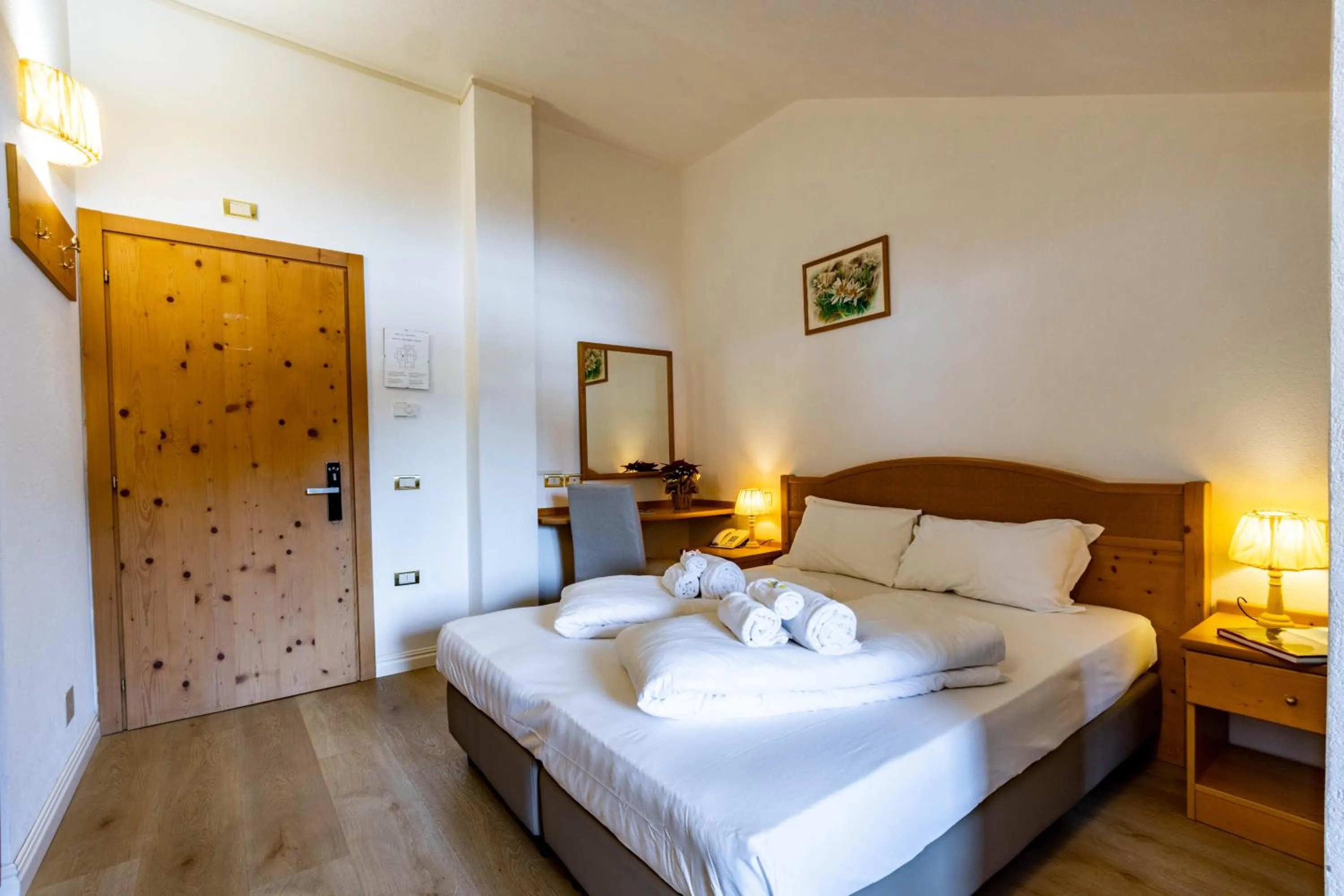 Bedroom, Bed in Hotel Grizzly "Ski-in Ski-out"