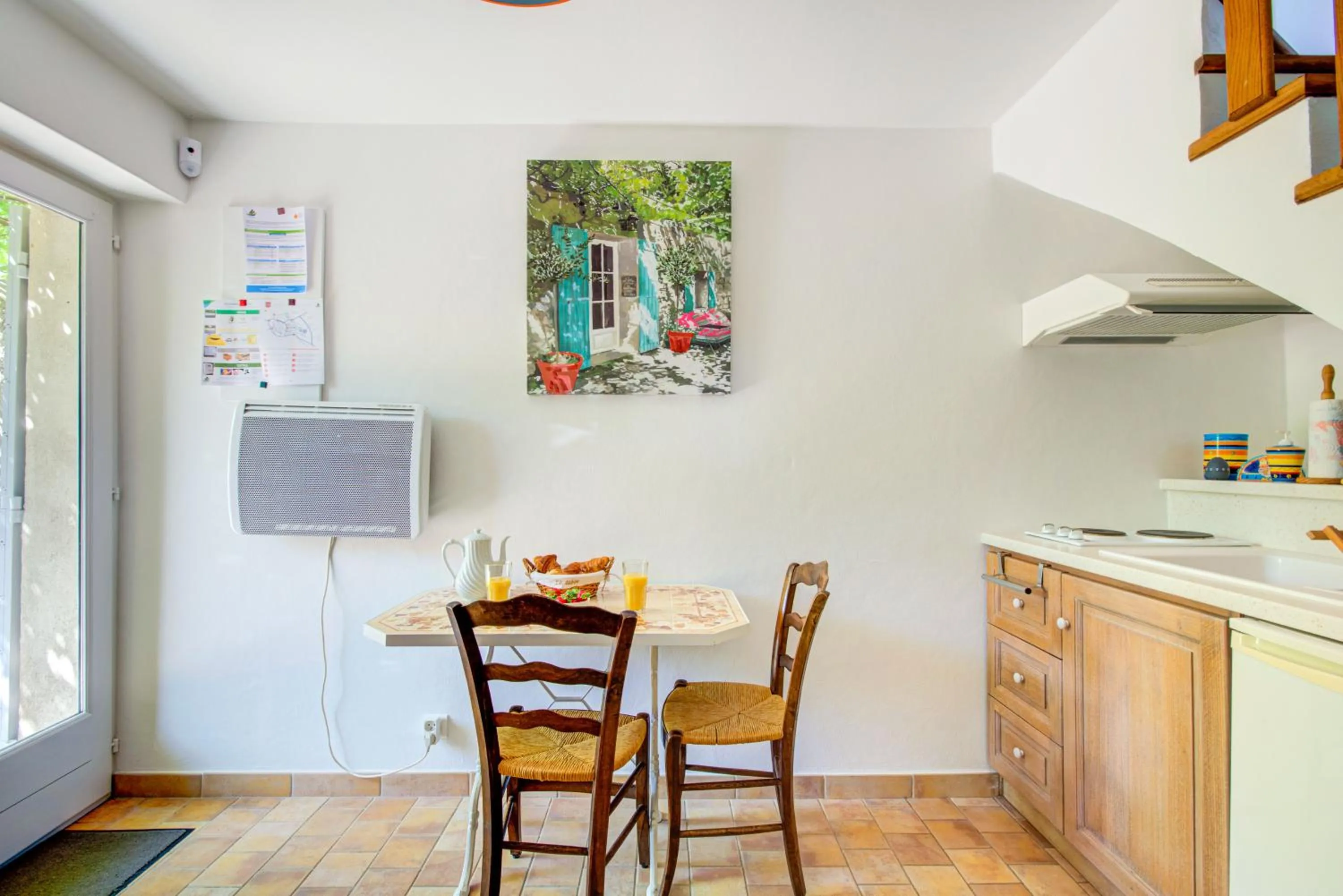 Kitchen or kitchenette in Les Chambres du Perussier