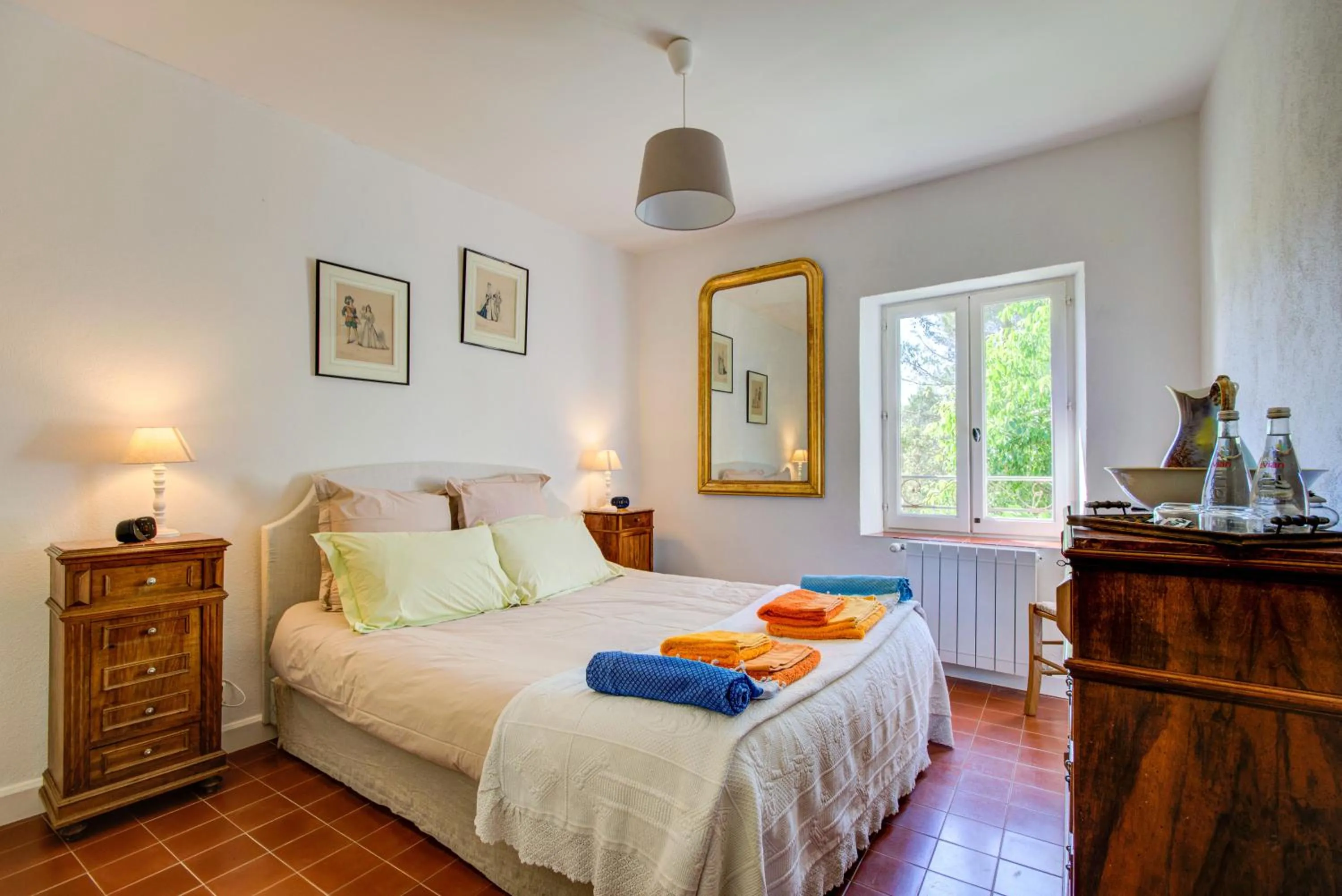 Bedroom, Bed in Les Chambres du Perussier