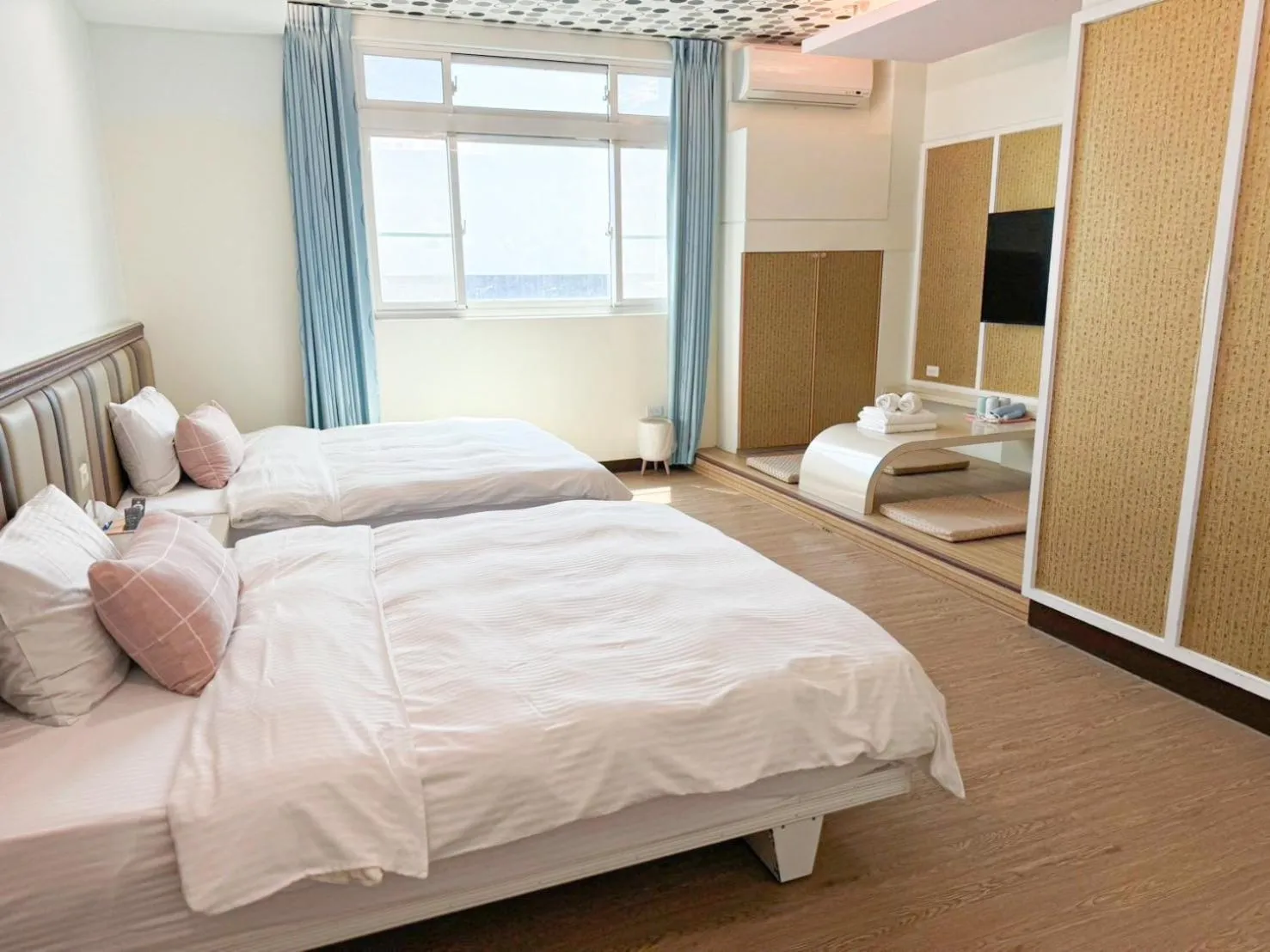 Photo of the whole room, Bed in 綠島海灣會館Bay Resort