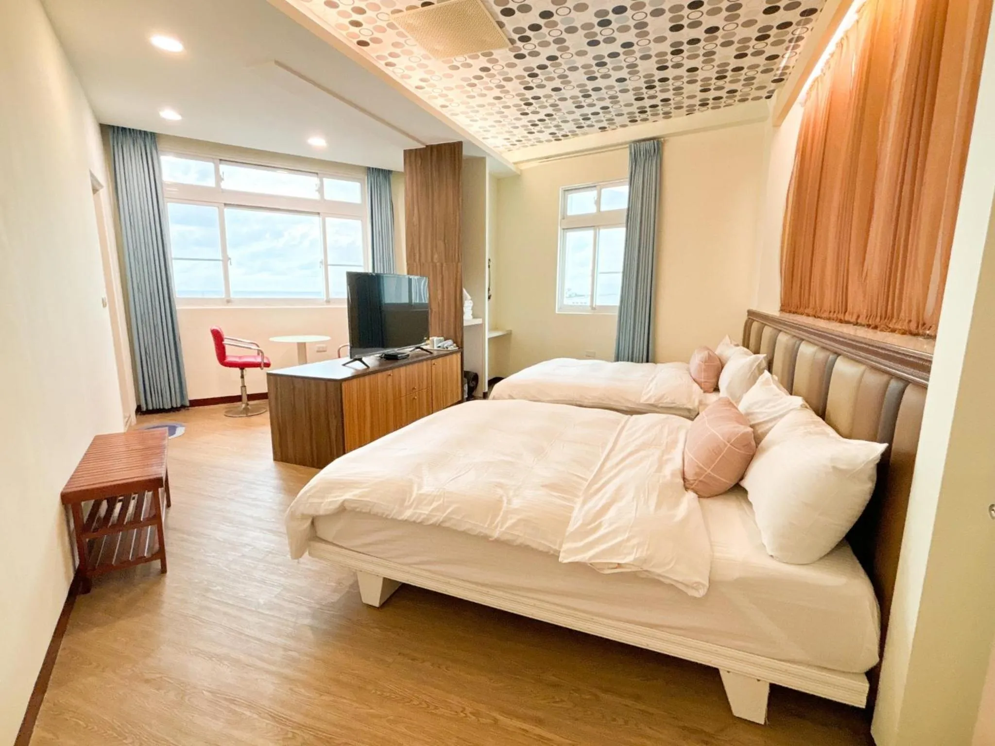 Communal lounge/ TV room, Bed in 綠島海灣會館Bay Resort