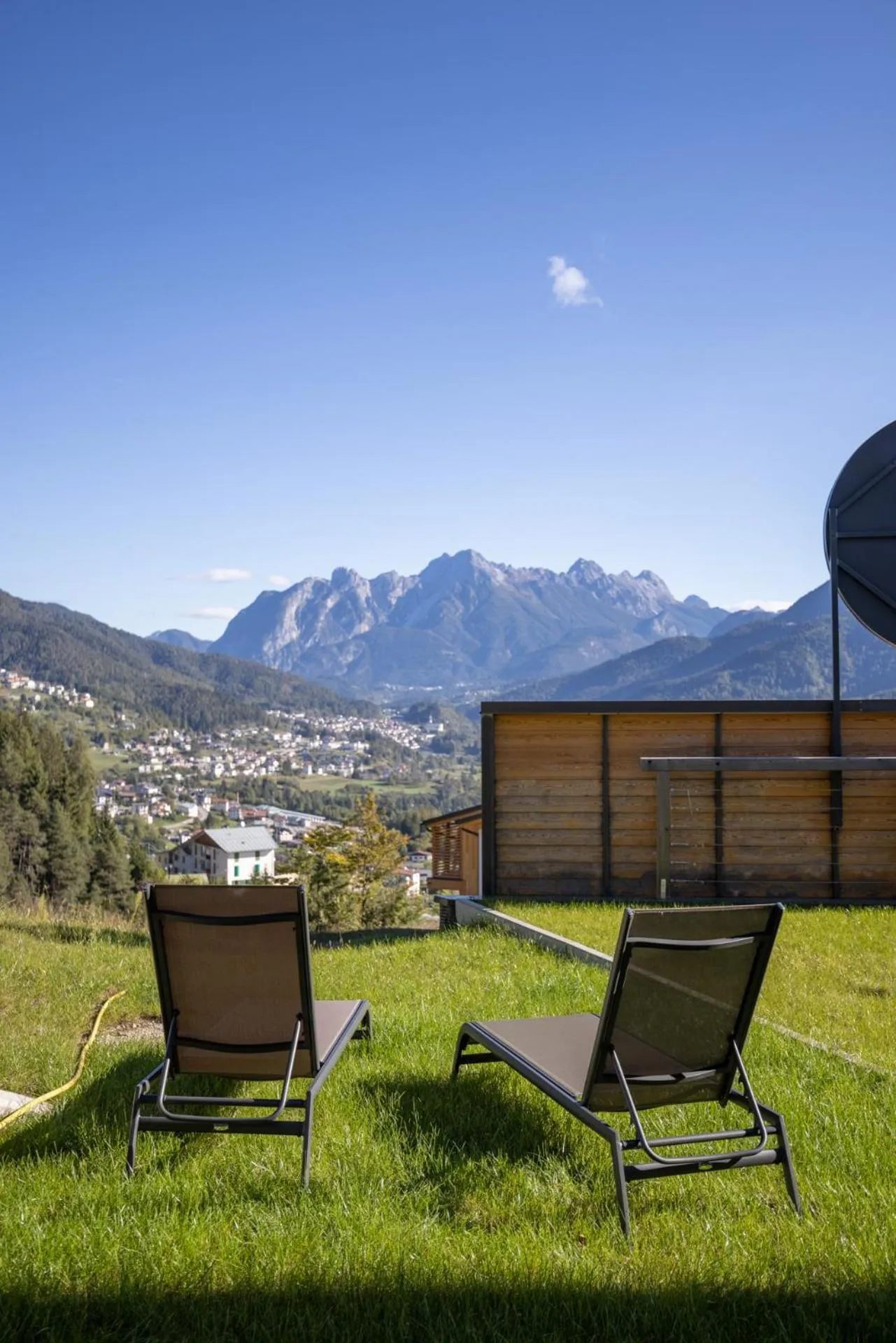 Mountain view in Giallo Dolomiti Wellness