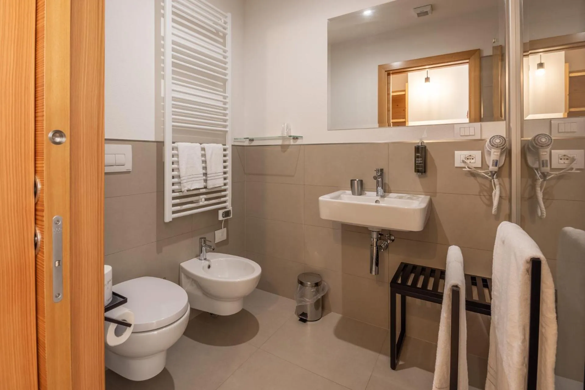 Bathroom in Giallo Dolomiti Wellness