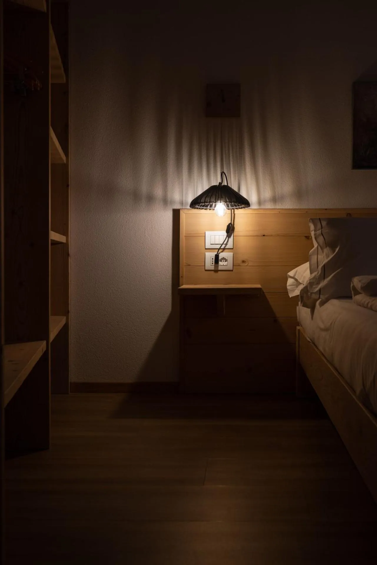 Bed in Giallo Dolomiti Wellness