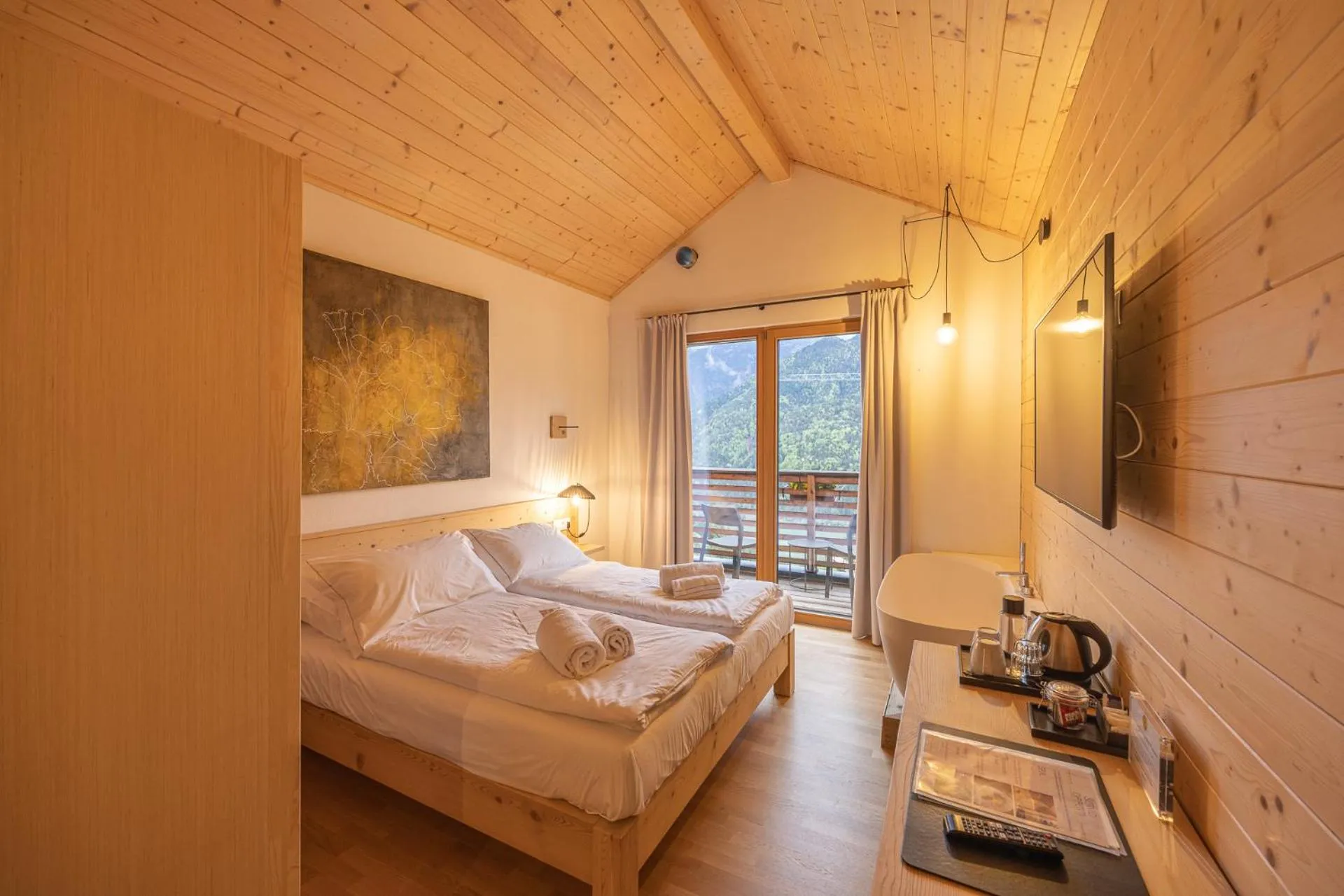 Bedroom, Bed in Giallo Dolomiti Wellness