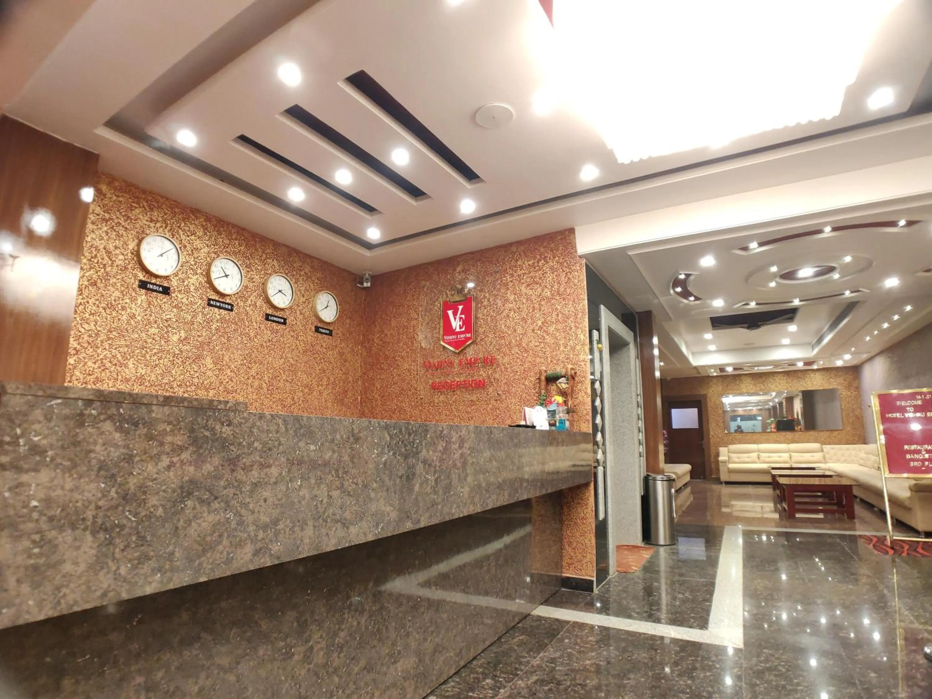 Lobby or reception in Hotel Vishnu Empire