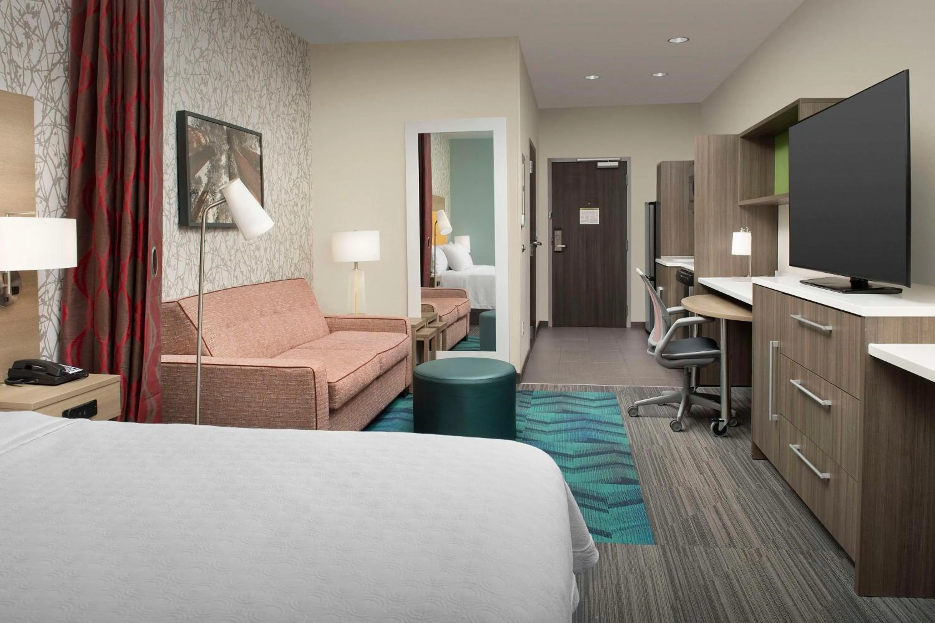 Bedroom, Bed in Home2 Suites By Hilton Clovis Fresno Airport