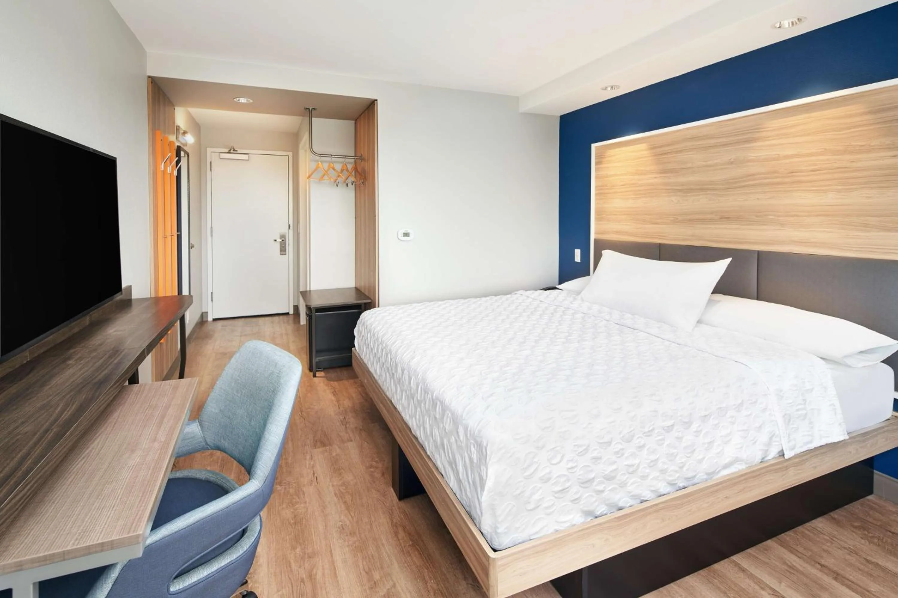 Bedroom, Bed in Tru By Hilton Ft Lauderdale Airport