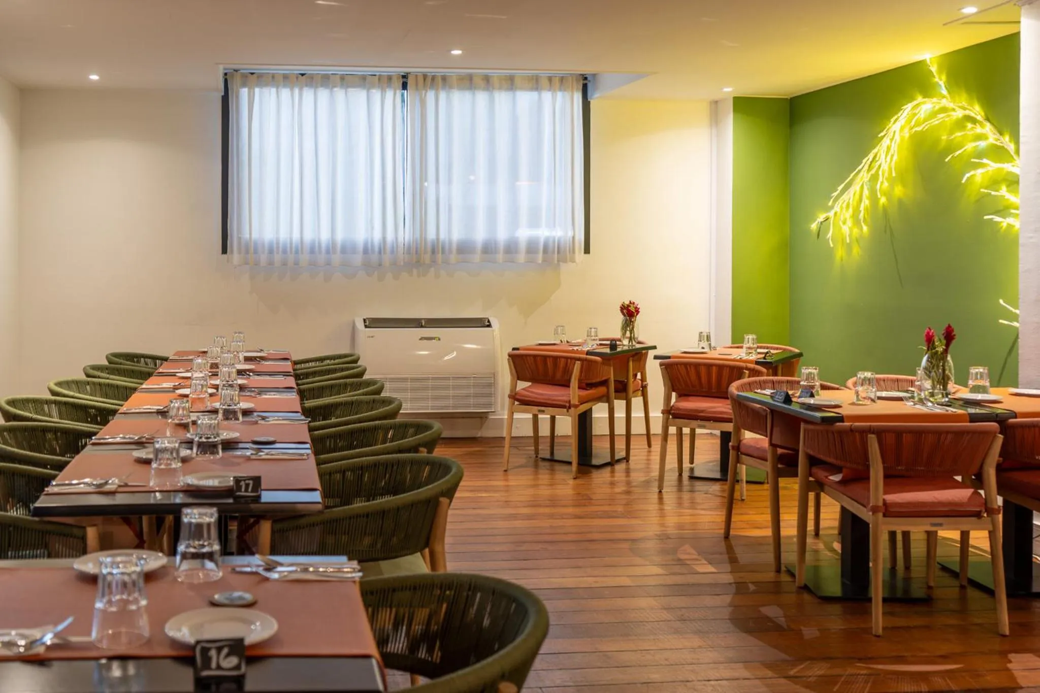 Restaurant/places to eat in Karibea Squash Hôtel