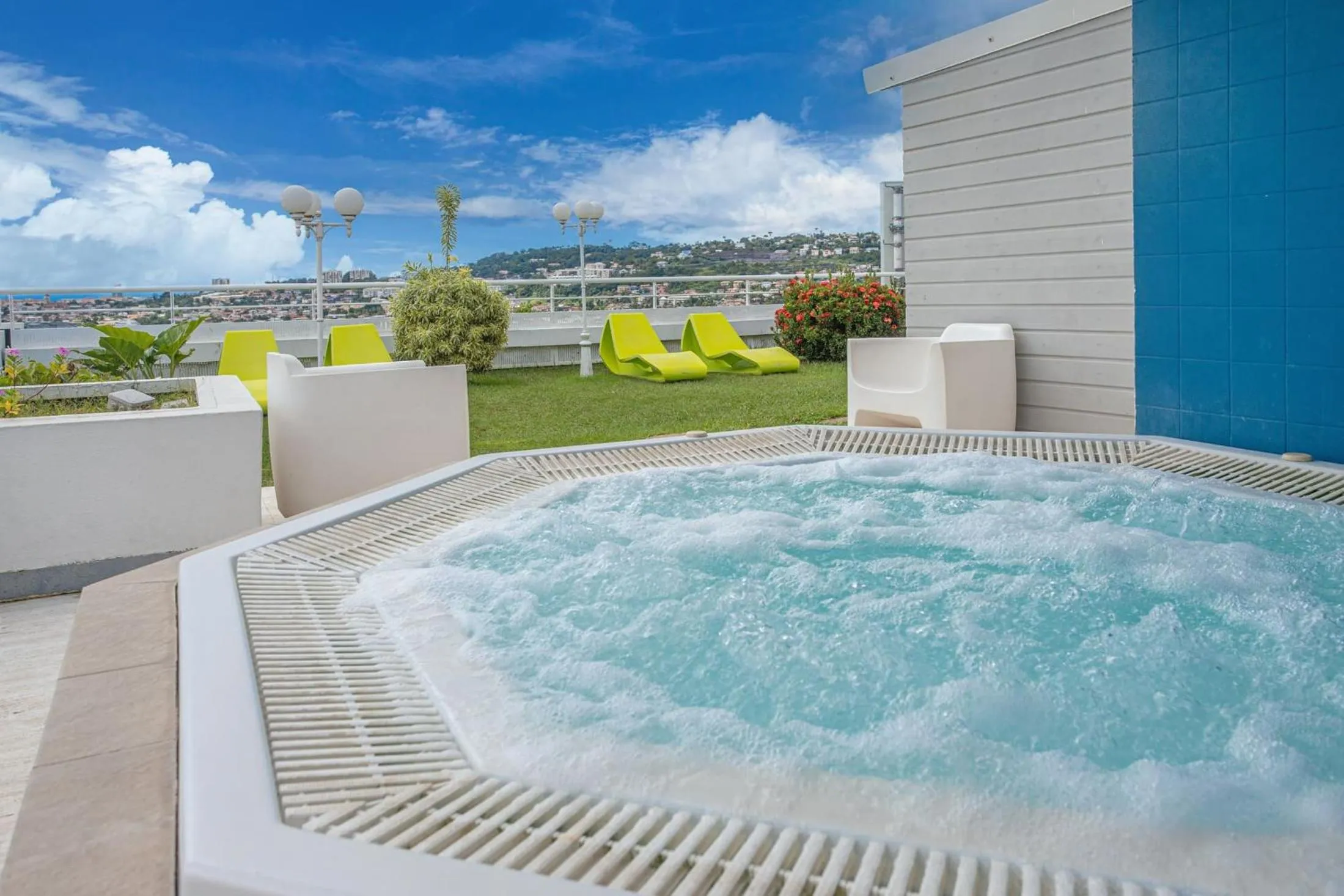 Patio in Karibea La Valmenière Hôtel