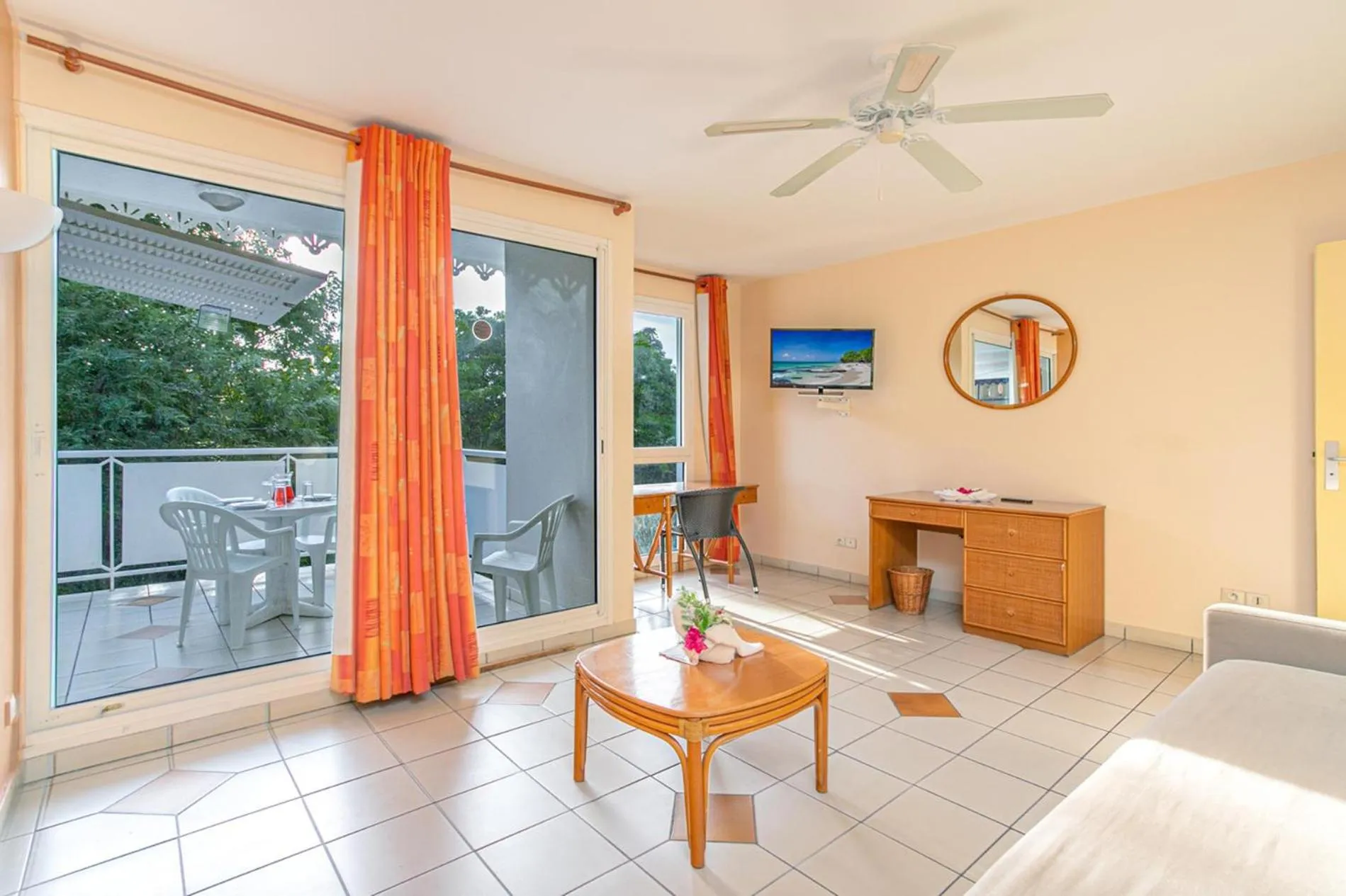 TV and multimedia in Karibea Sainte Luce Hotel