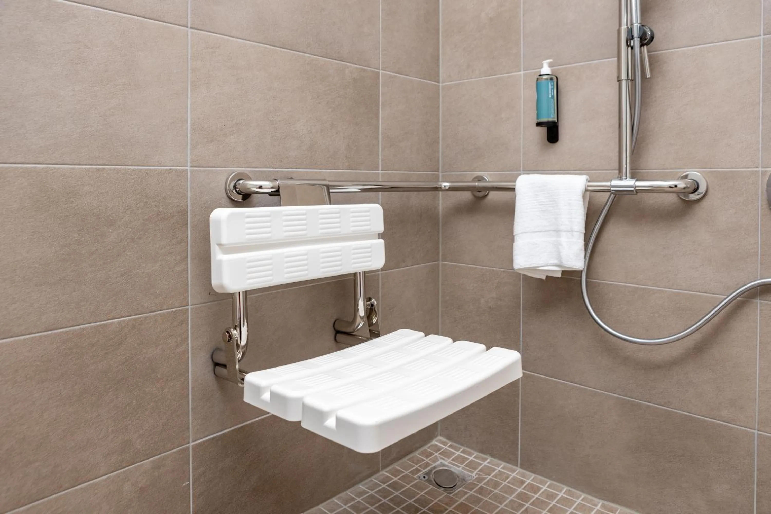 Shower in Hotel Grohnder Fährhaus