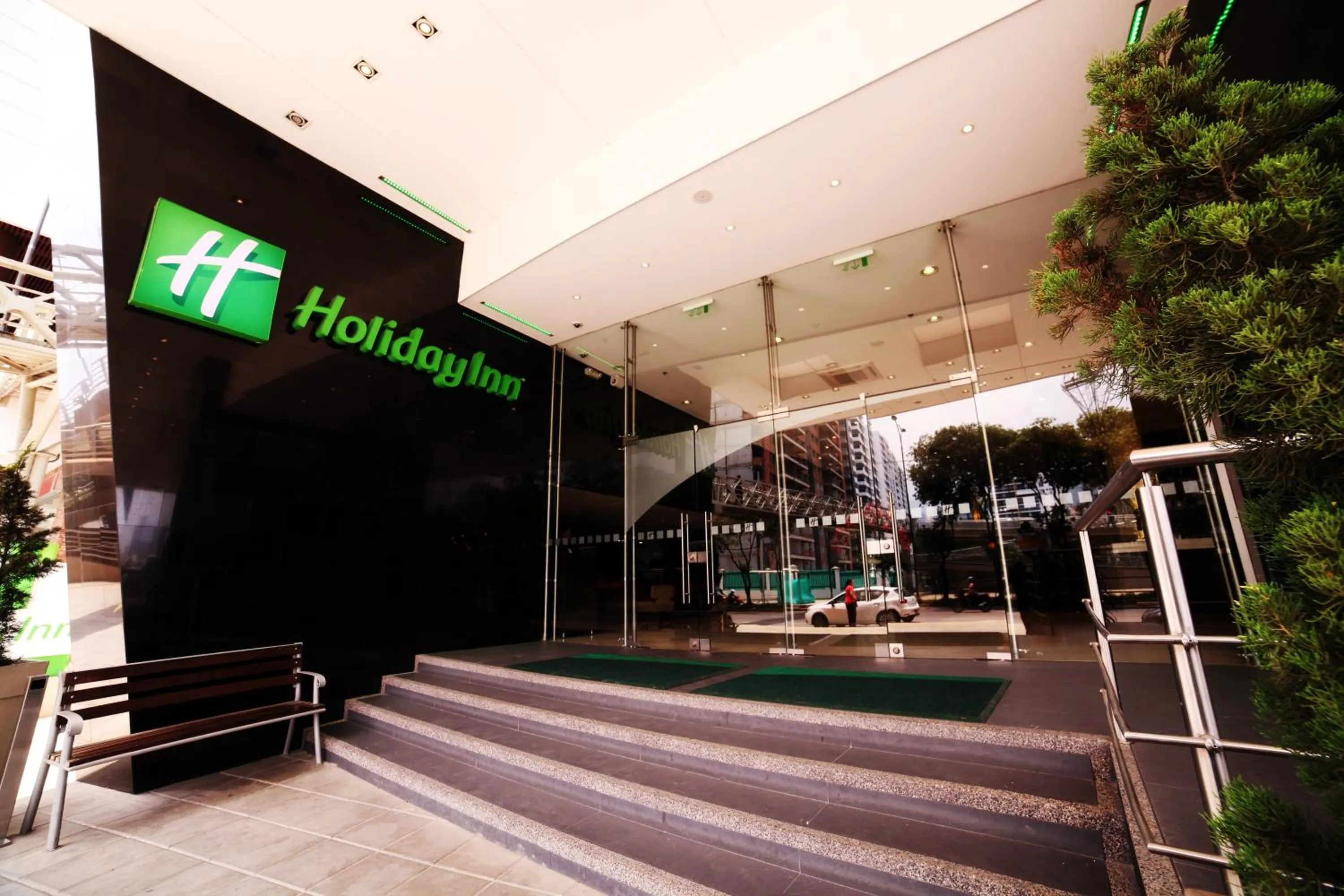 Property building in Holiday Inn Bucaramanga Cacique by IHG