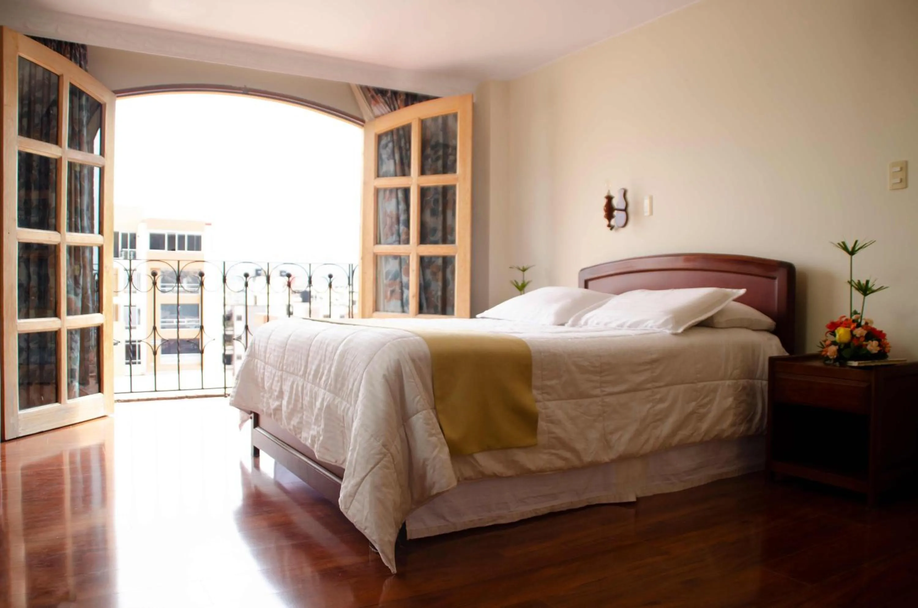 Bedroom, Bed in Hotel Dinastia Real