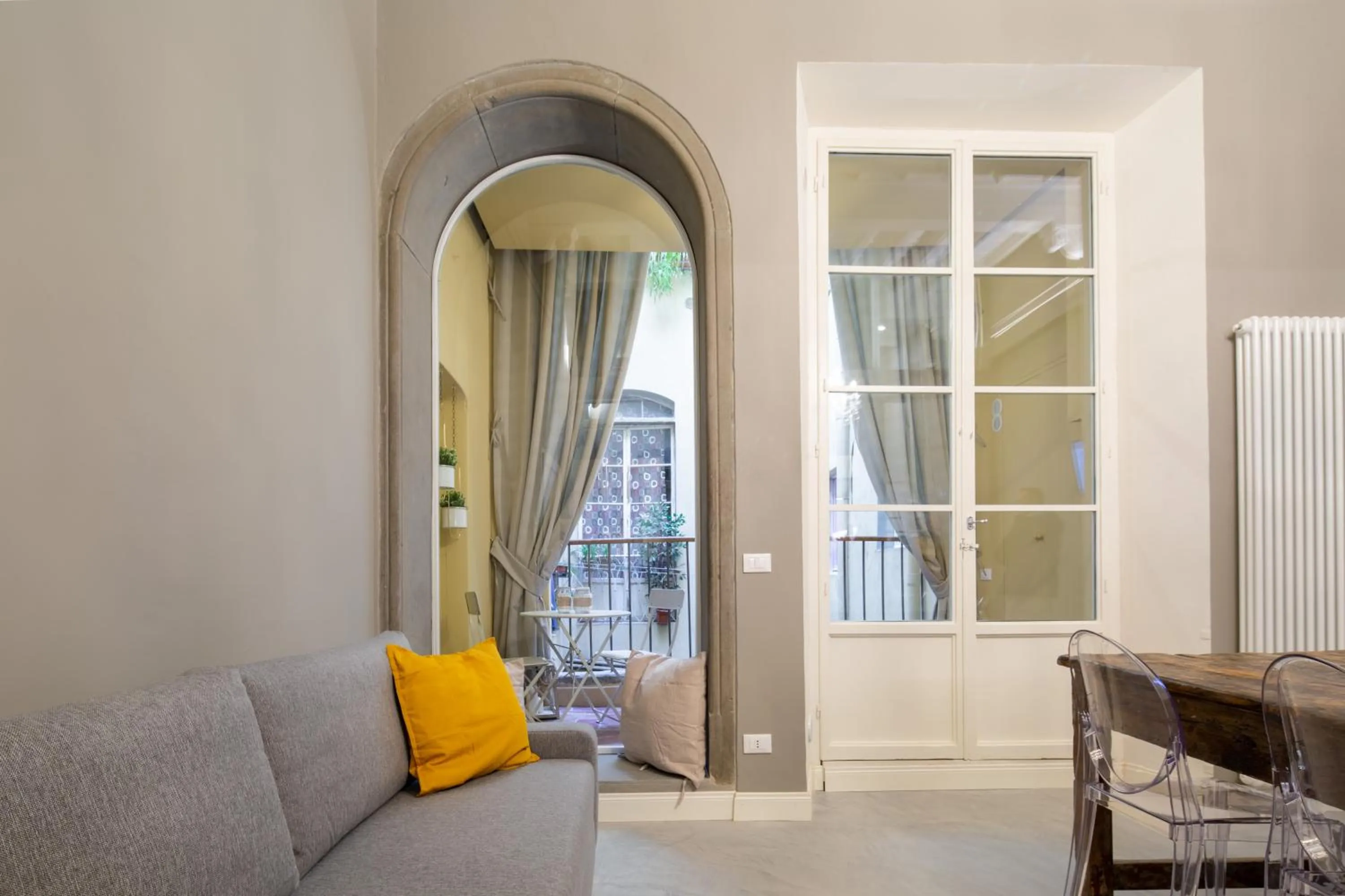 Balcony/Terrace in Casa Velluti Deluxe by Mmega