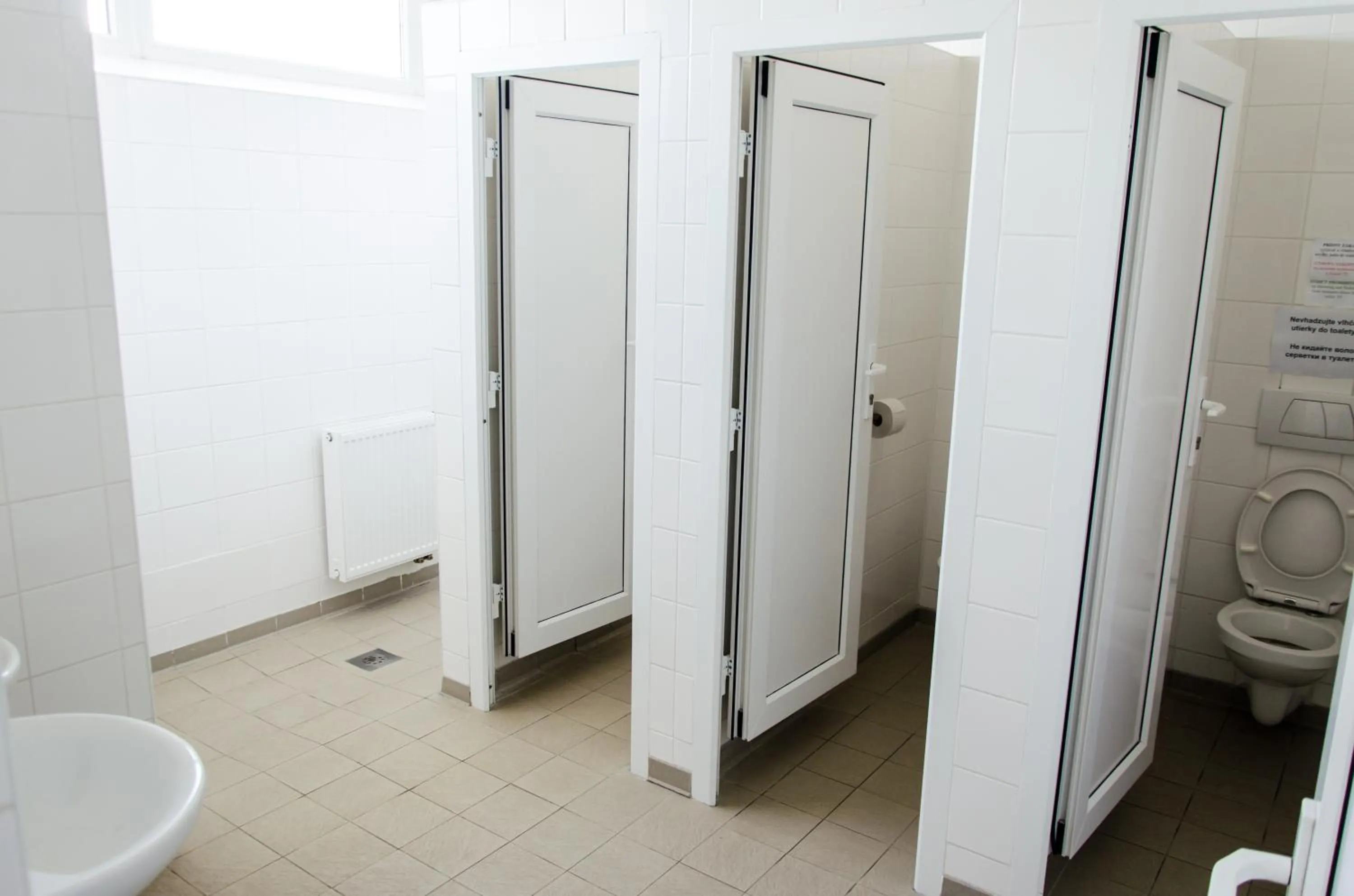 Shower in Ubytovňa Milex