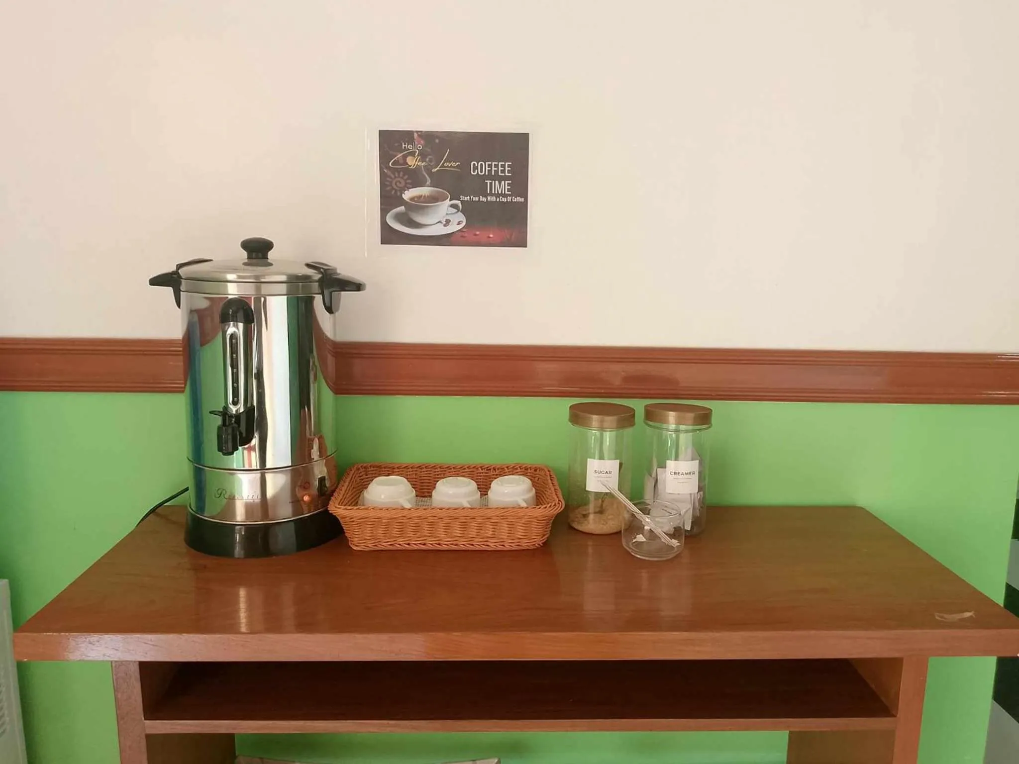Coffee/tea facilities in SG Hotel