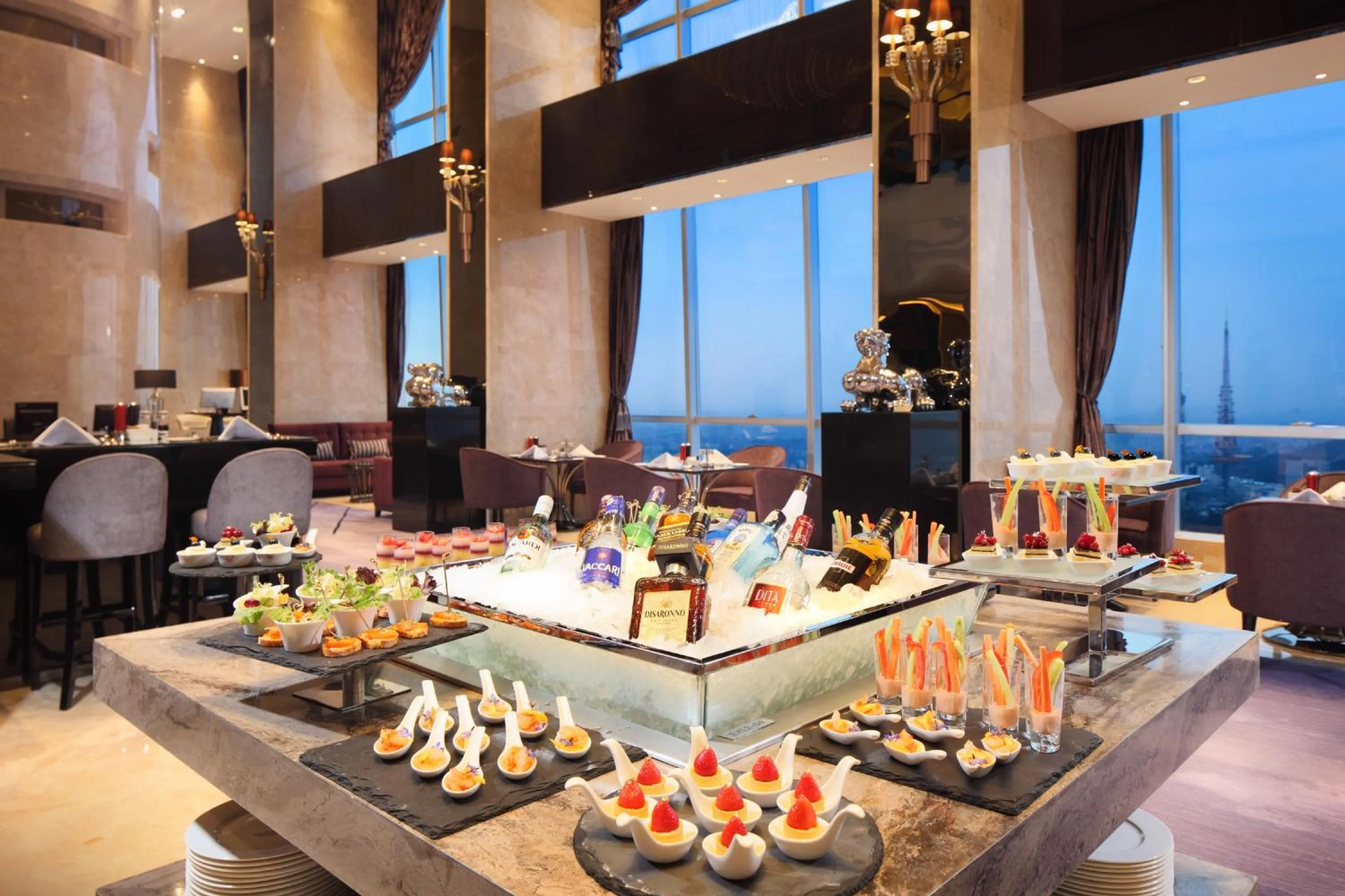 Restaurant/places to eat in DoubleTree by Hilton Guangzhou - Near Beijing Road Pedestrian Street