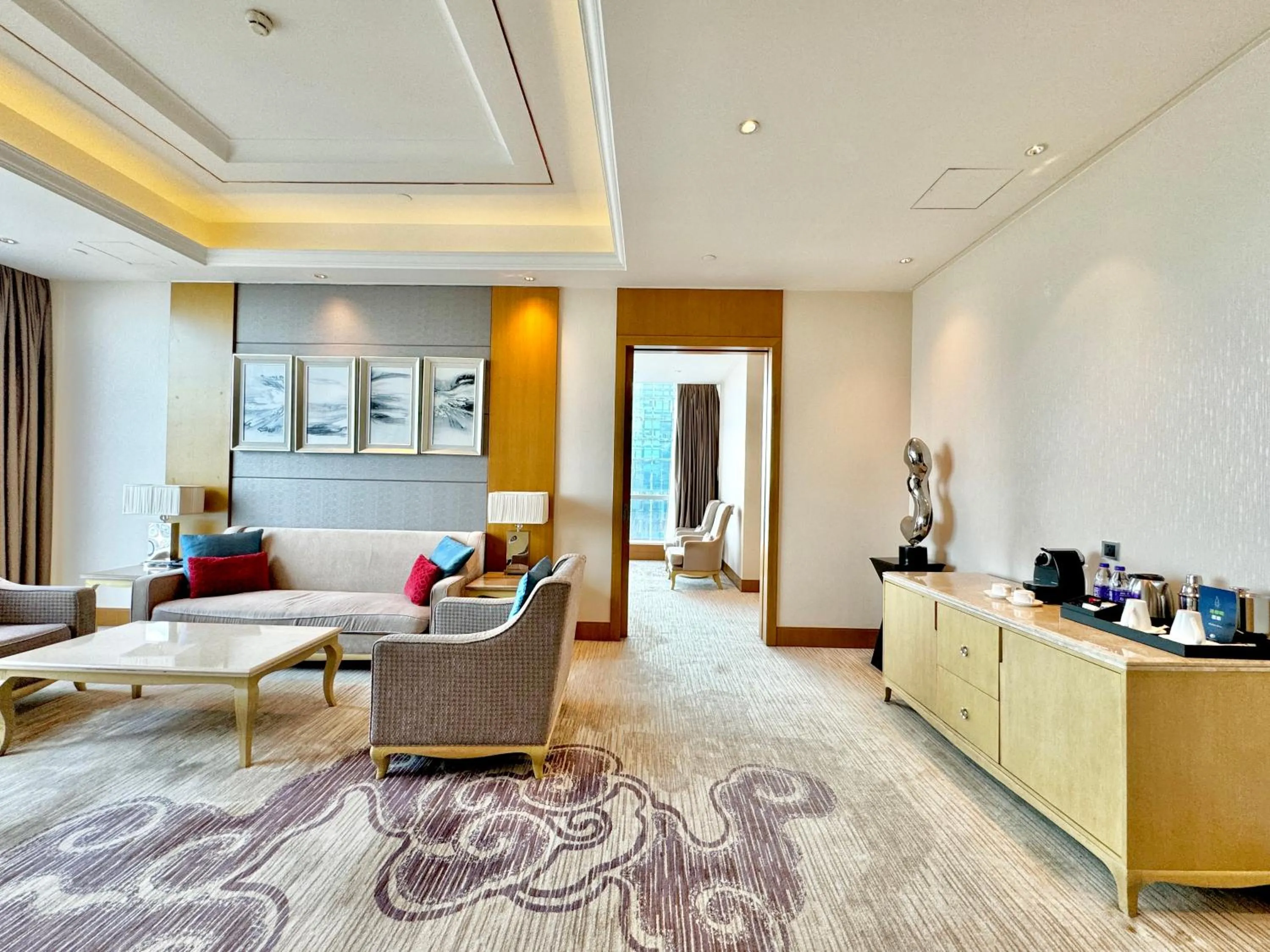 Living room in DoubleTree by Hilton Guangzhou - Near Beijing Road Pedestrian Street