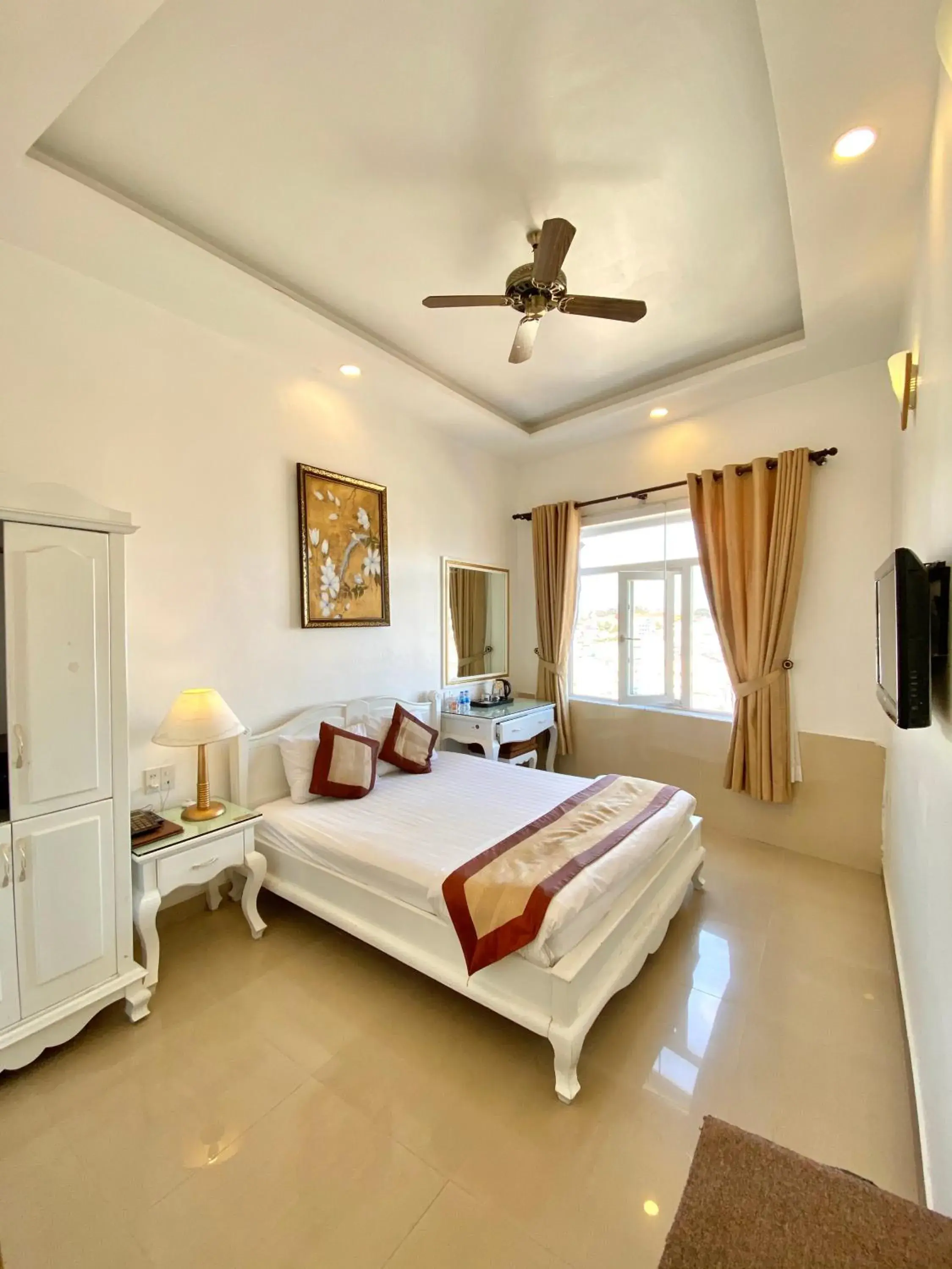 Deluxe Double Room in Tulip Hotel Deluxe Double Room in Tulip Hotel