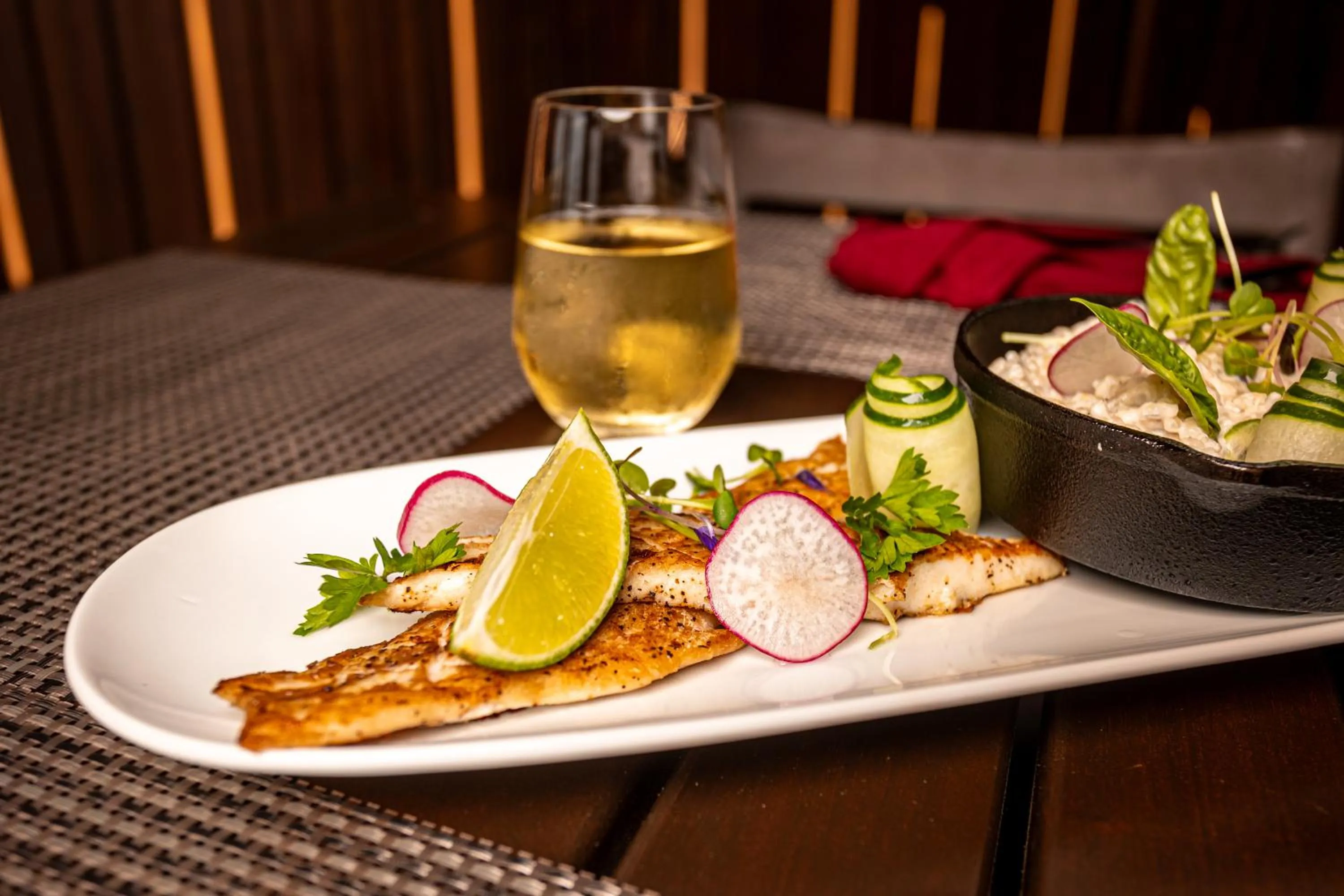 Restaurant/places to eat in Seiri del Mar