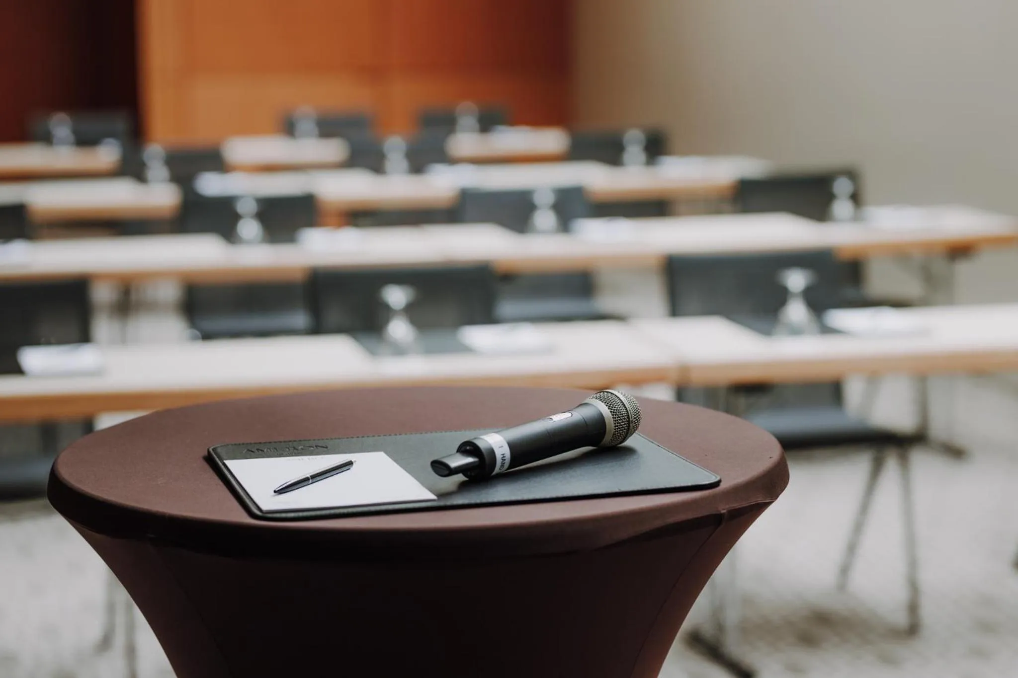 Meeting/conference room in AMERON Köln Hotel Regent