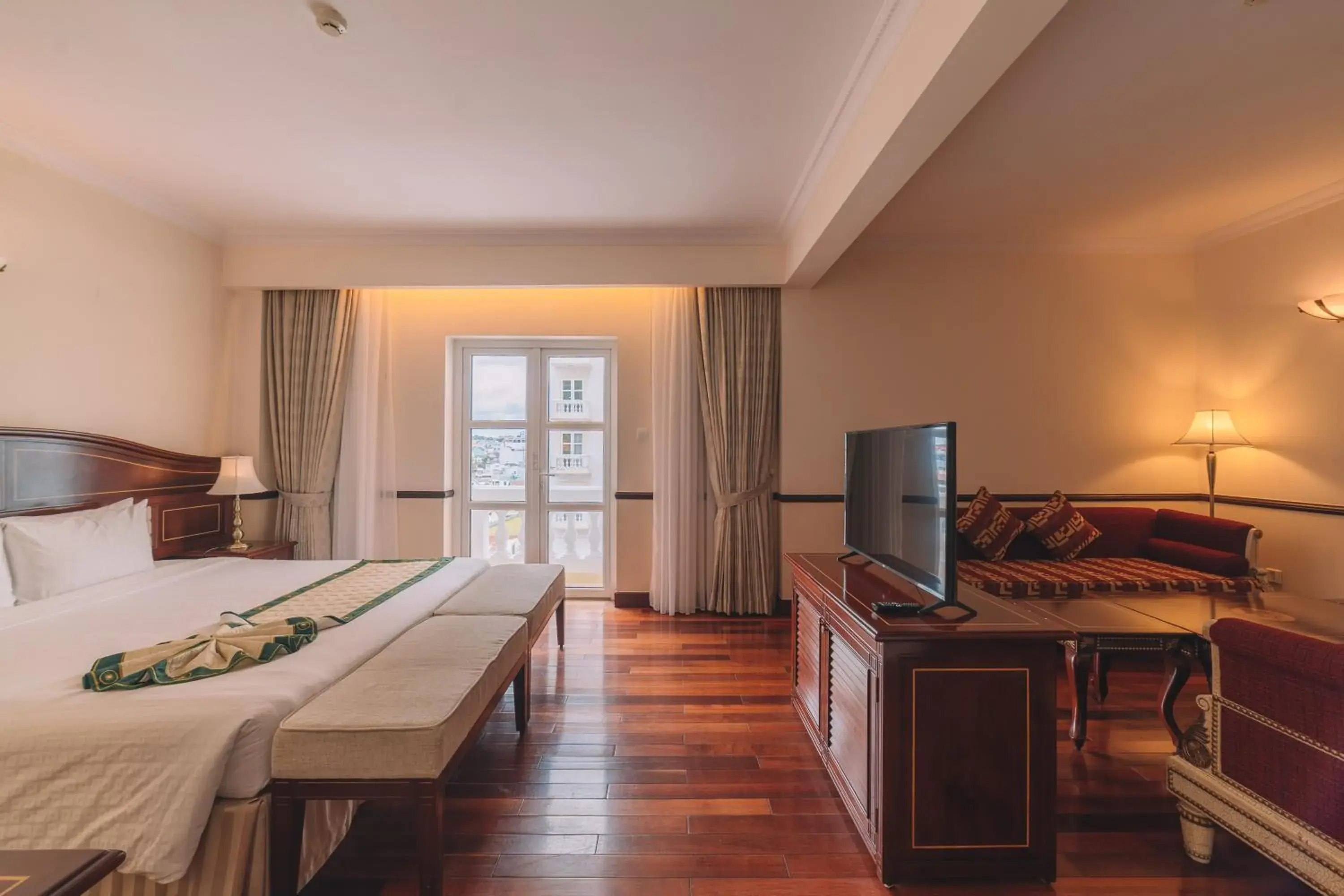 Junior Double Suite in Saigon Dalat Hotel Junior Double Suite in Saigon Dalat Hotel