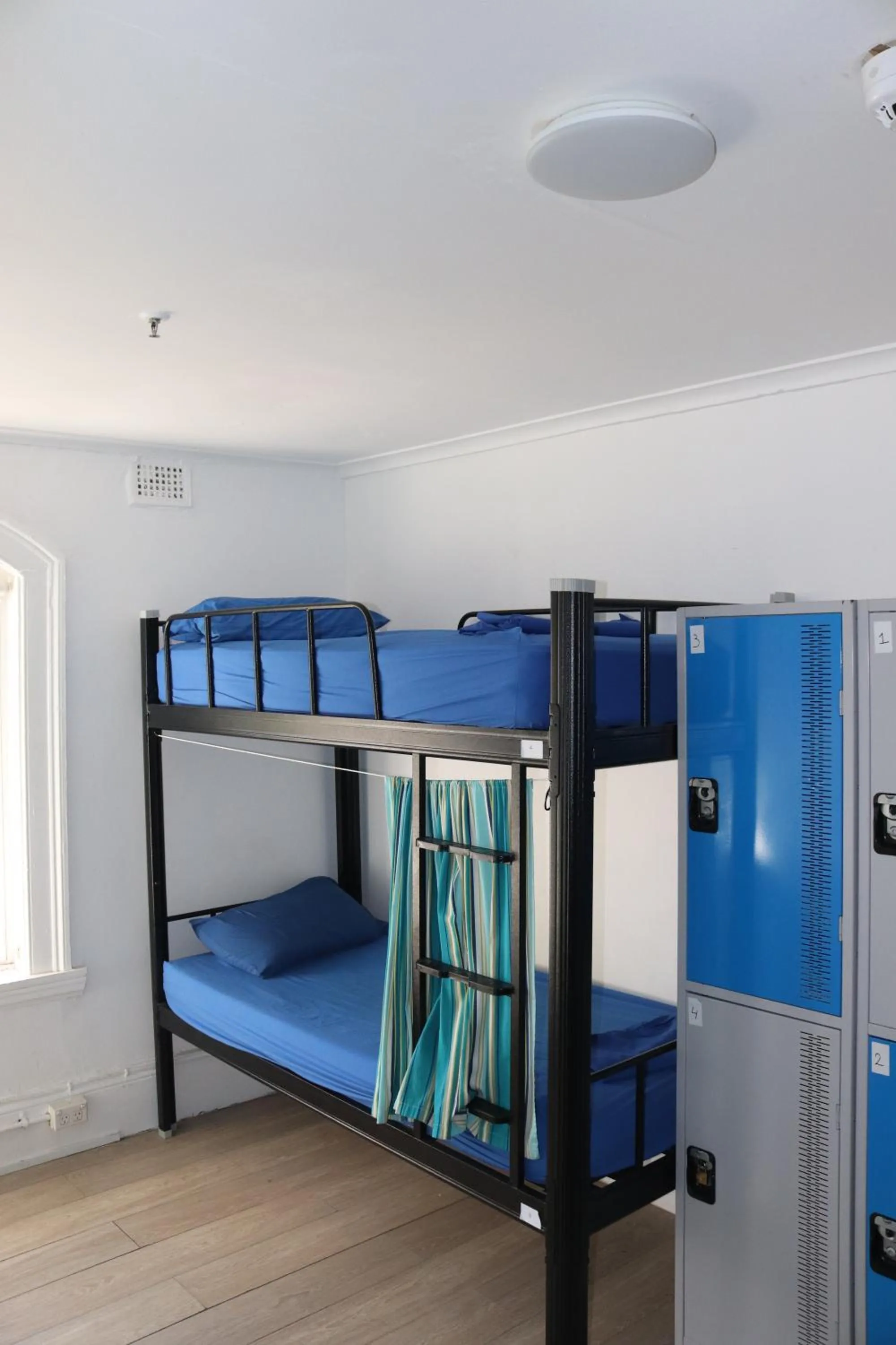 Bedroom, Bed in Original Backpackers