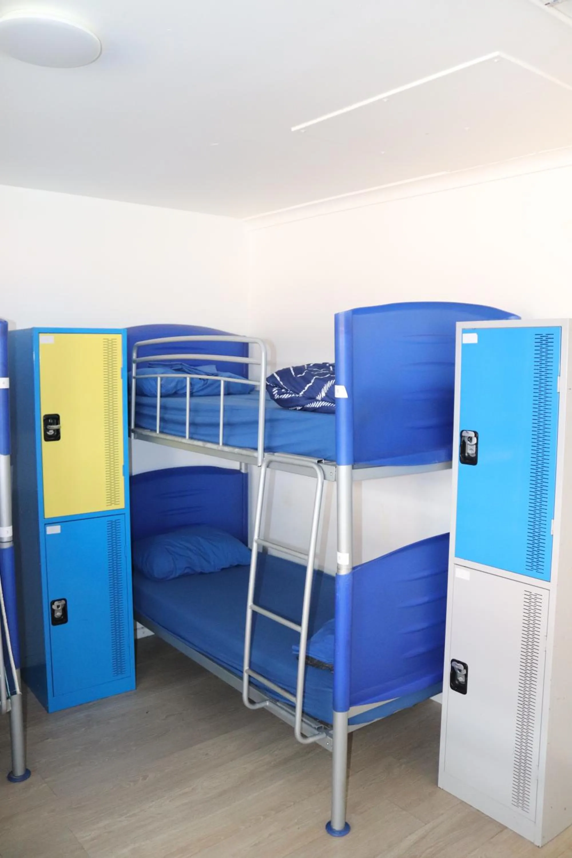 Bedroom, Bed in Original Backpackers