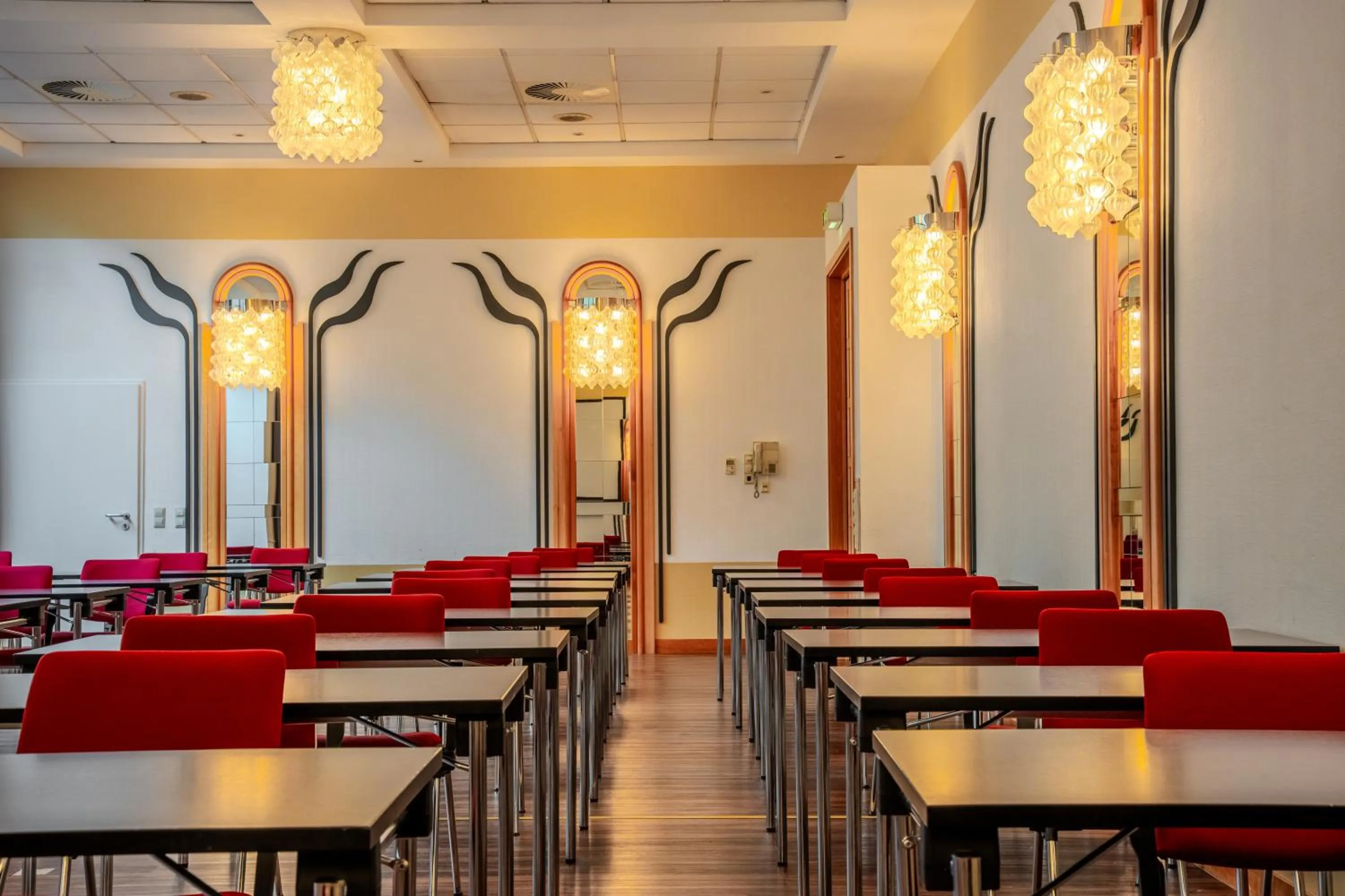 Meeting/conference room in Airways Hotels Frankfurt Airport West