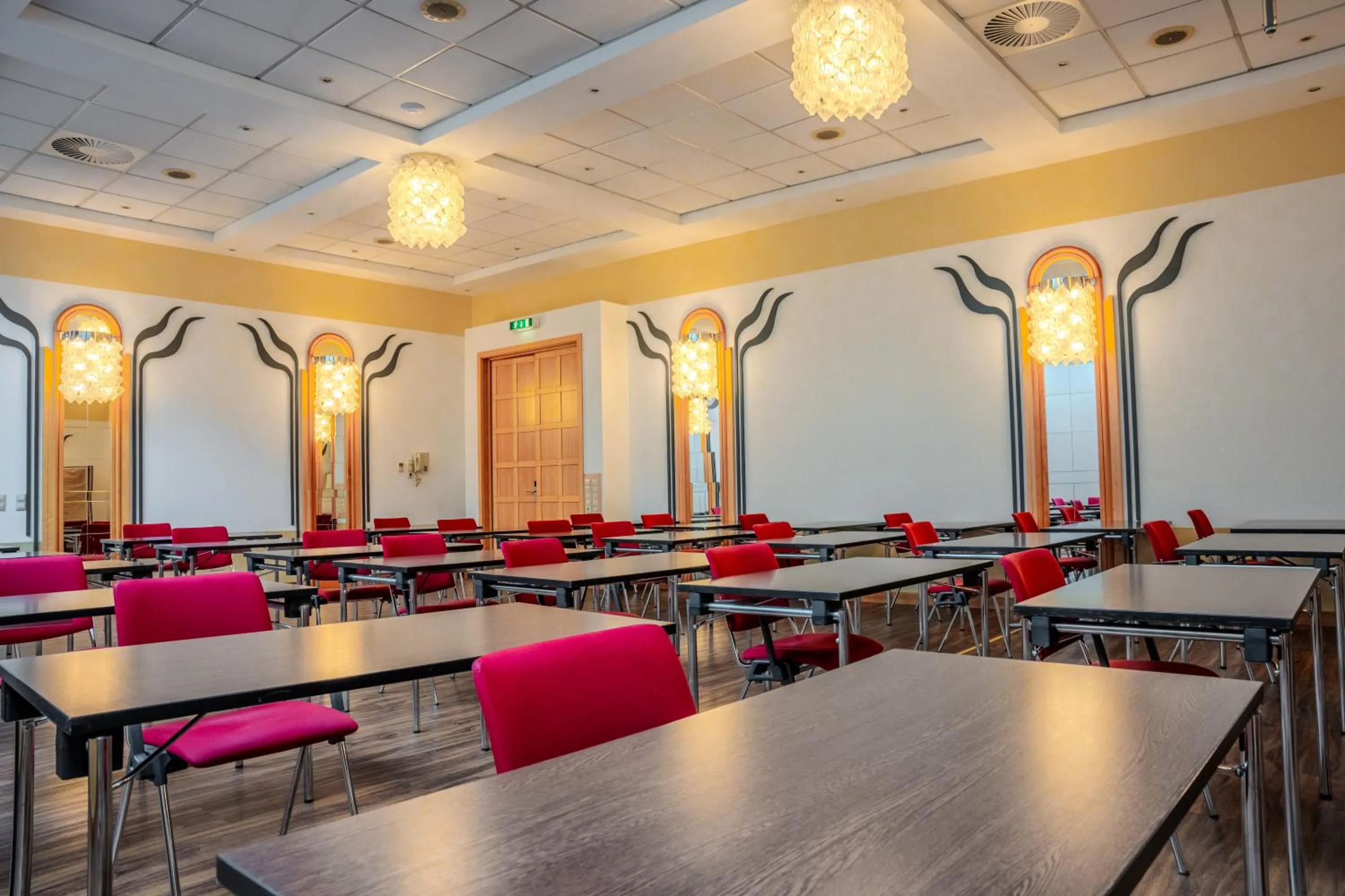 Meeting/conference room in Airways Hotels Frankfurt Airport West