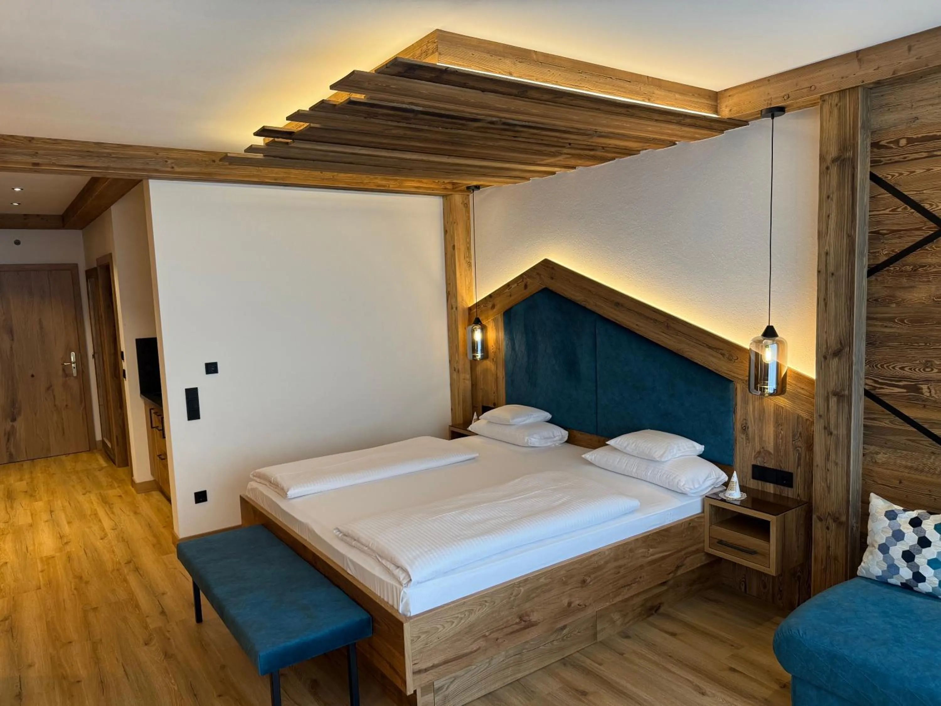 Bedroom, Bed in Hotel am Schloßberg