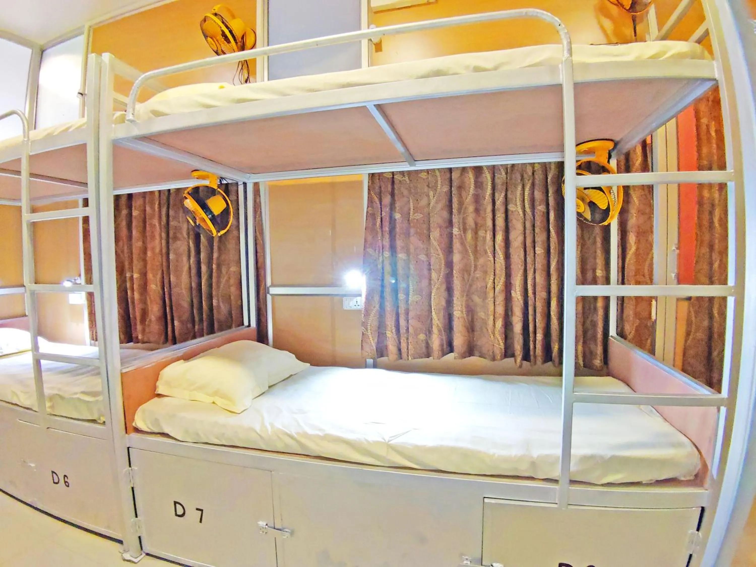 Bed in Hotel Ganesha