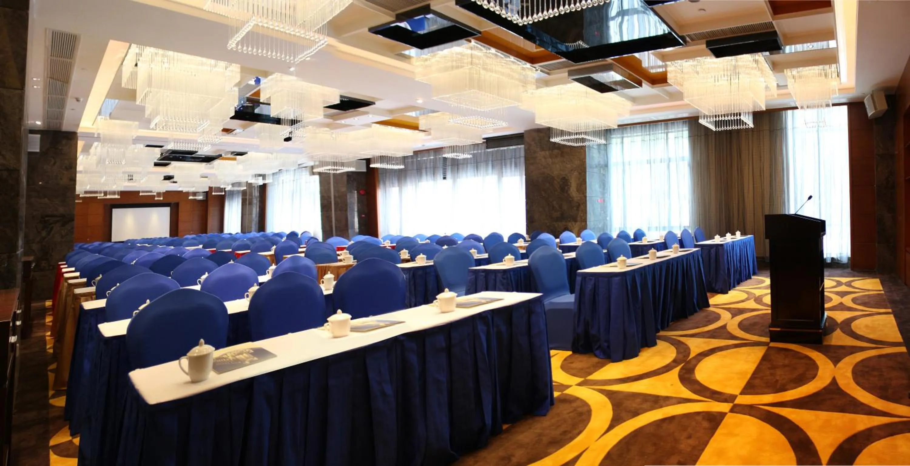 Business facilities in Leeden Jingxi Hotel