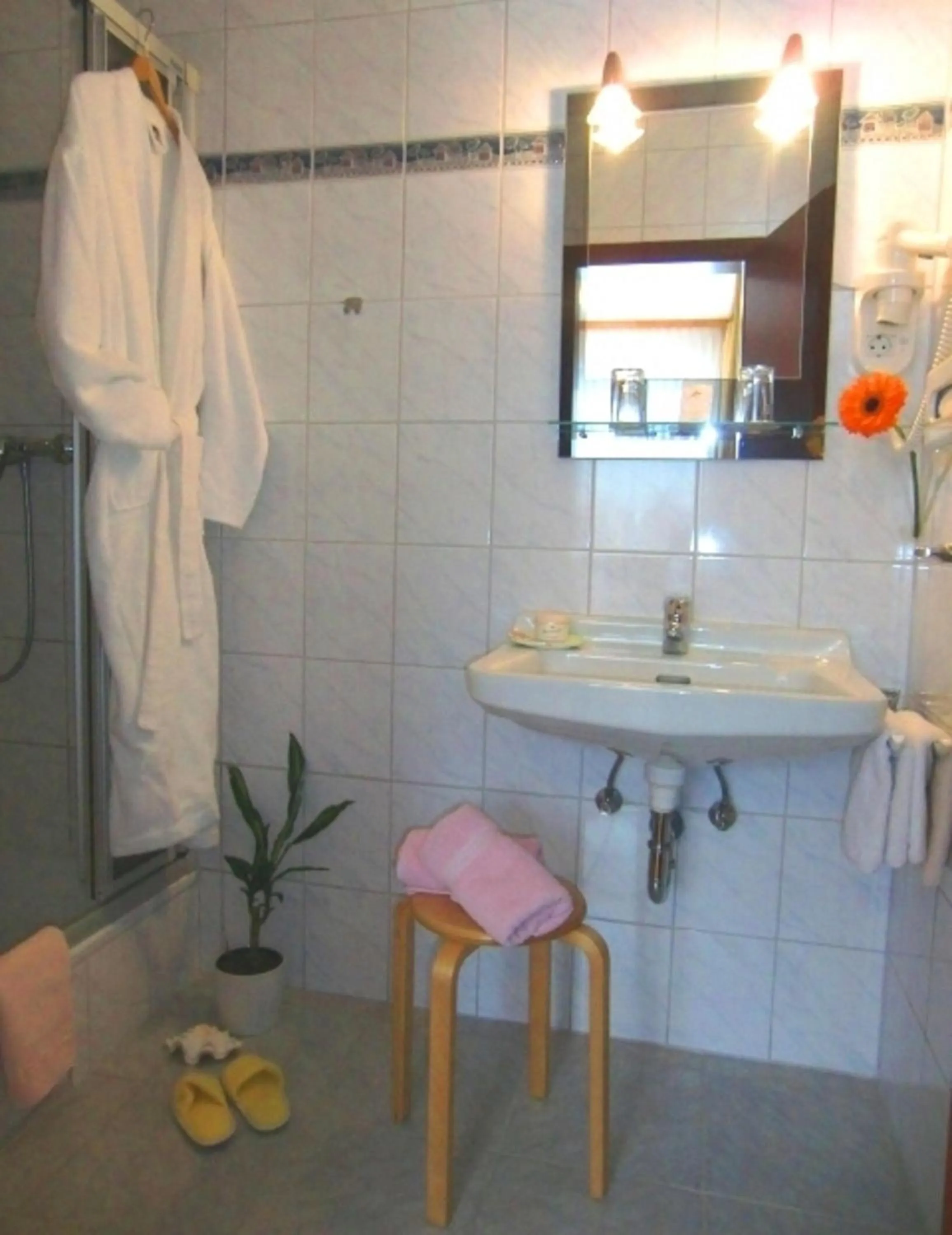 Bathroom in Hotel zur Schmiede