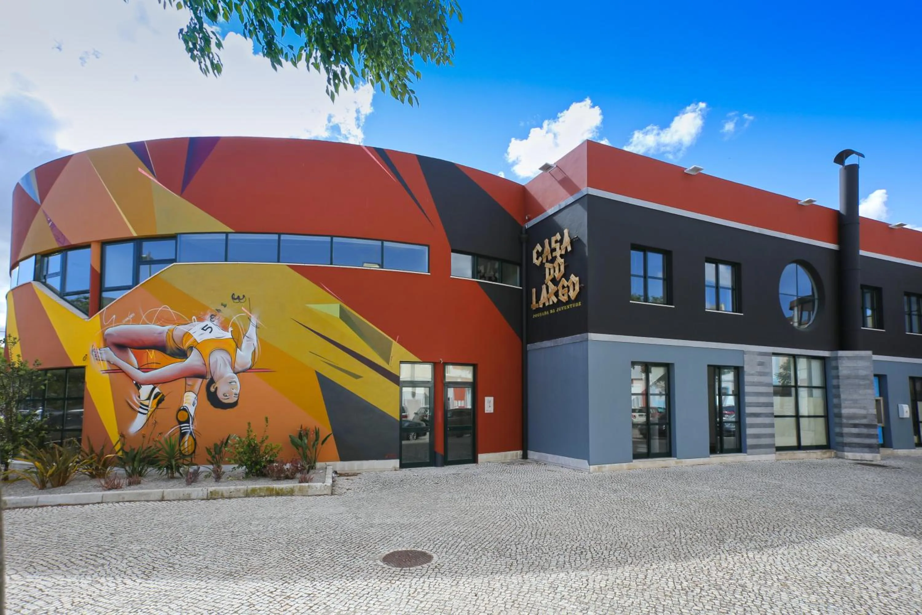 Facade/entrance in HI Setubal - Pousada de Juventude - CASA DO LARGO