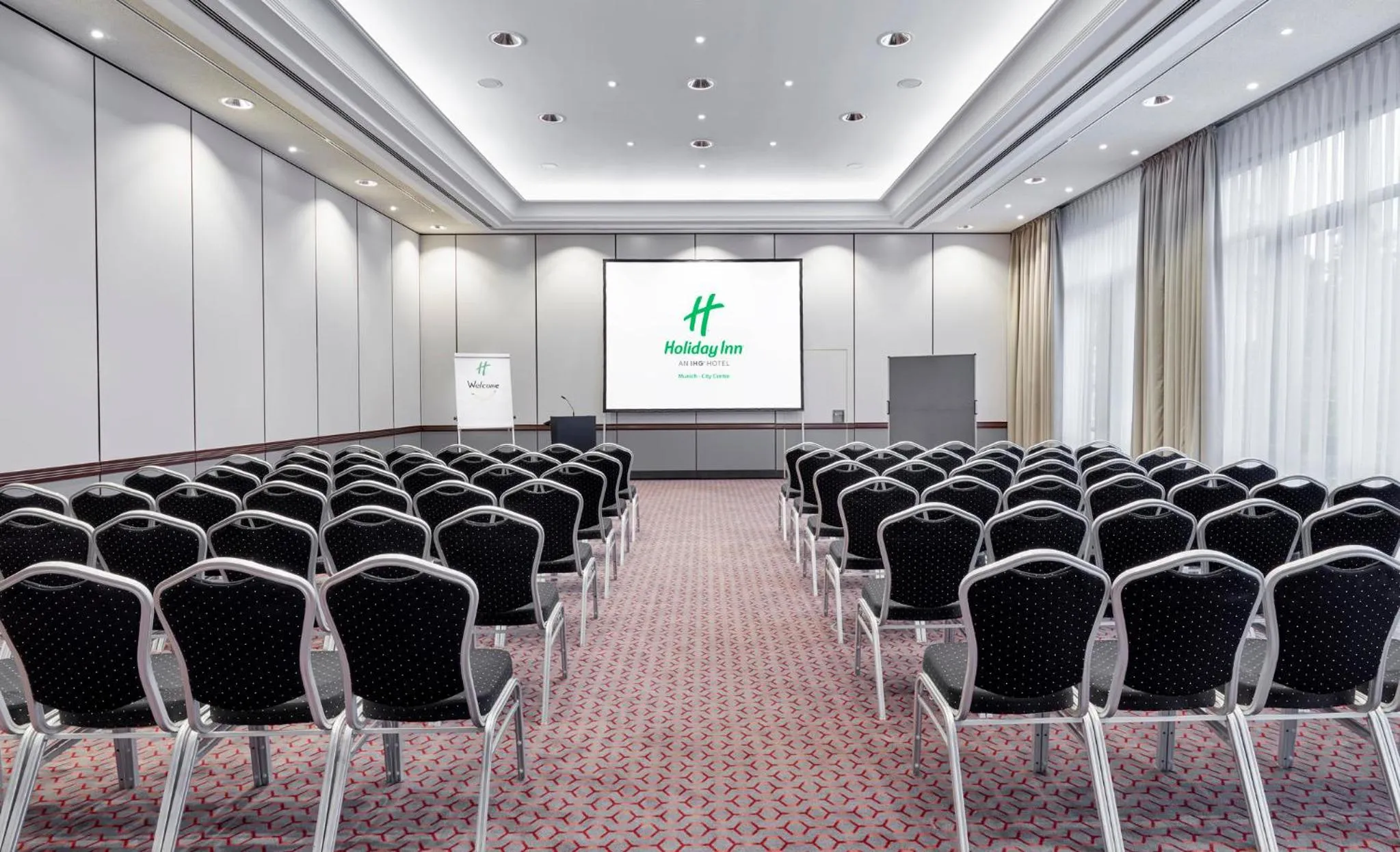 Meeting/conference room in Holiday Inn Munich City Centre by IHG