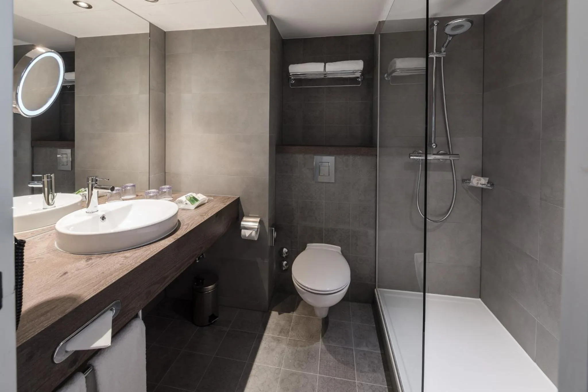 Photo of the whole room in Holiday Inn Munich City Centre by IHG