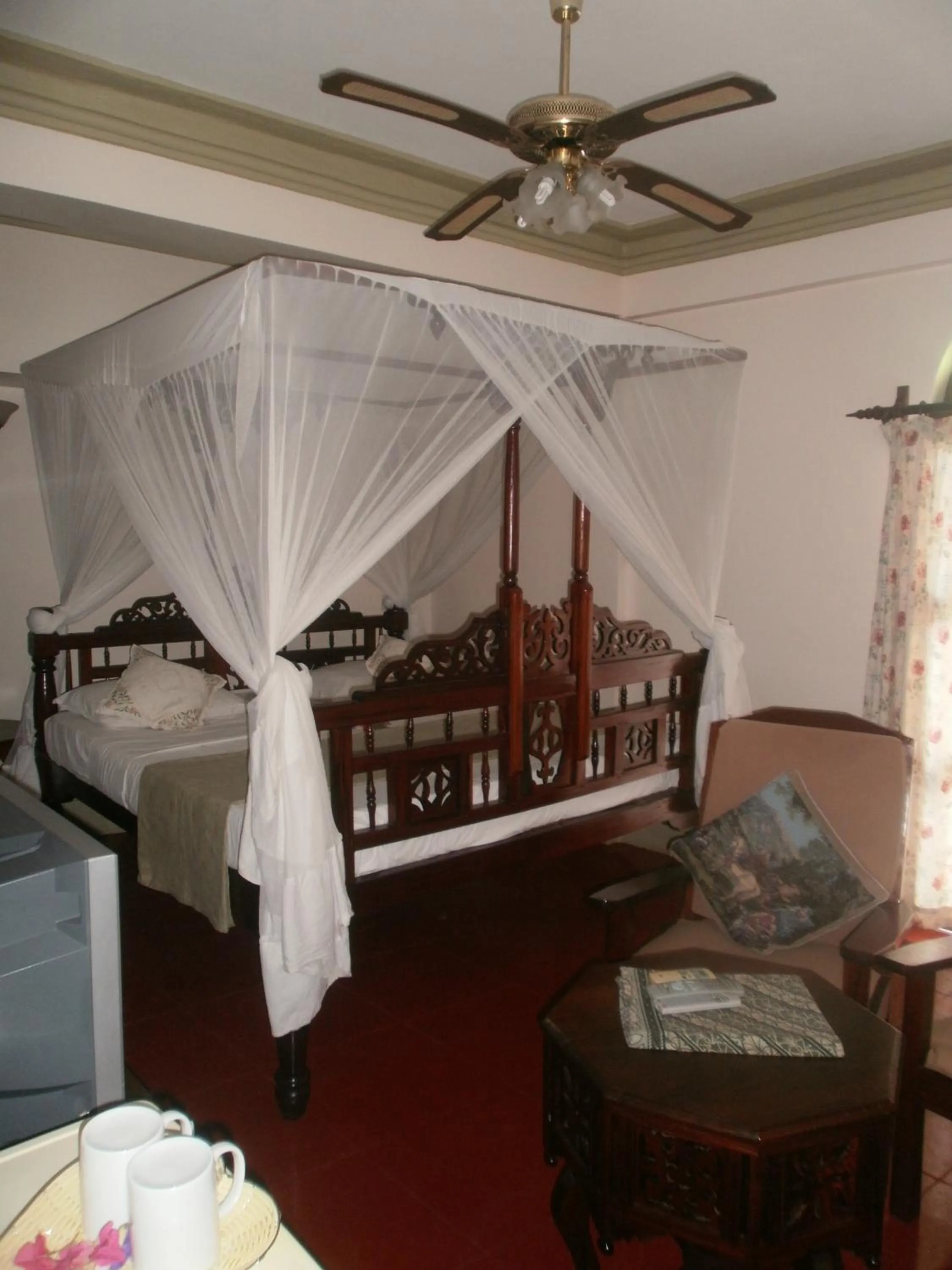 Photo of the whole room, Bed in Asmini Palace Hotel