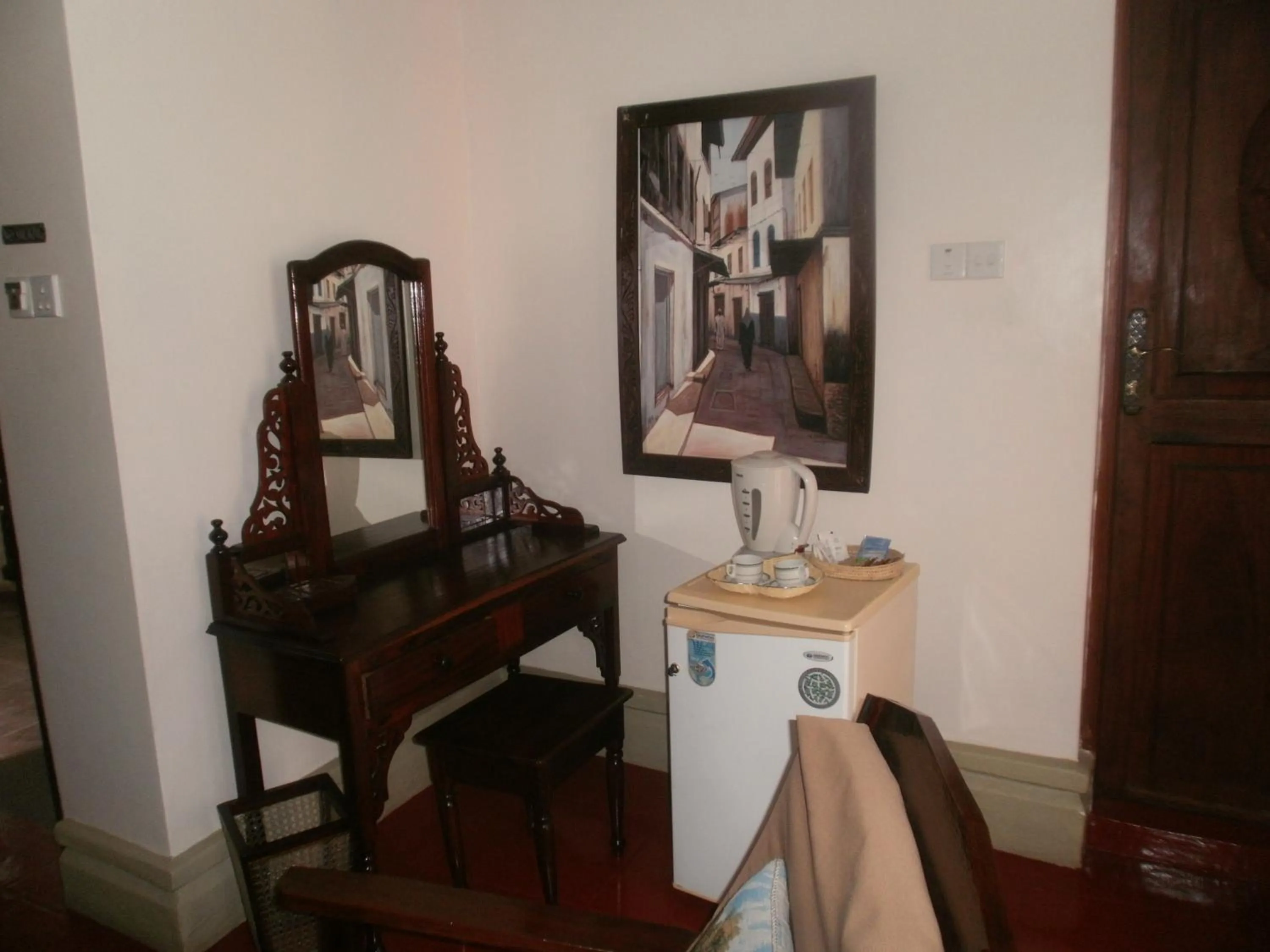 Coffee/tea facilities in Asmini Palace Hotel