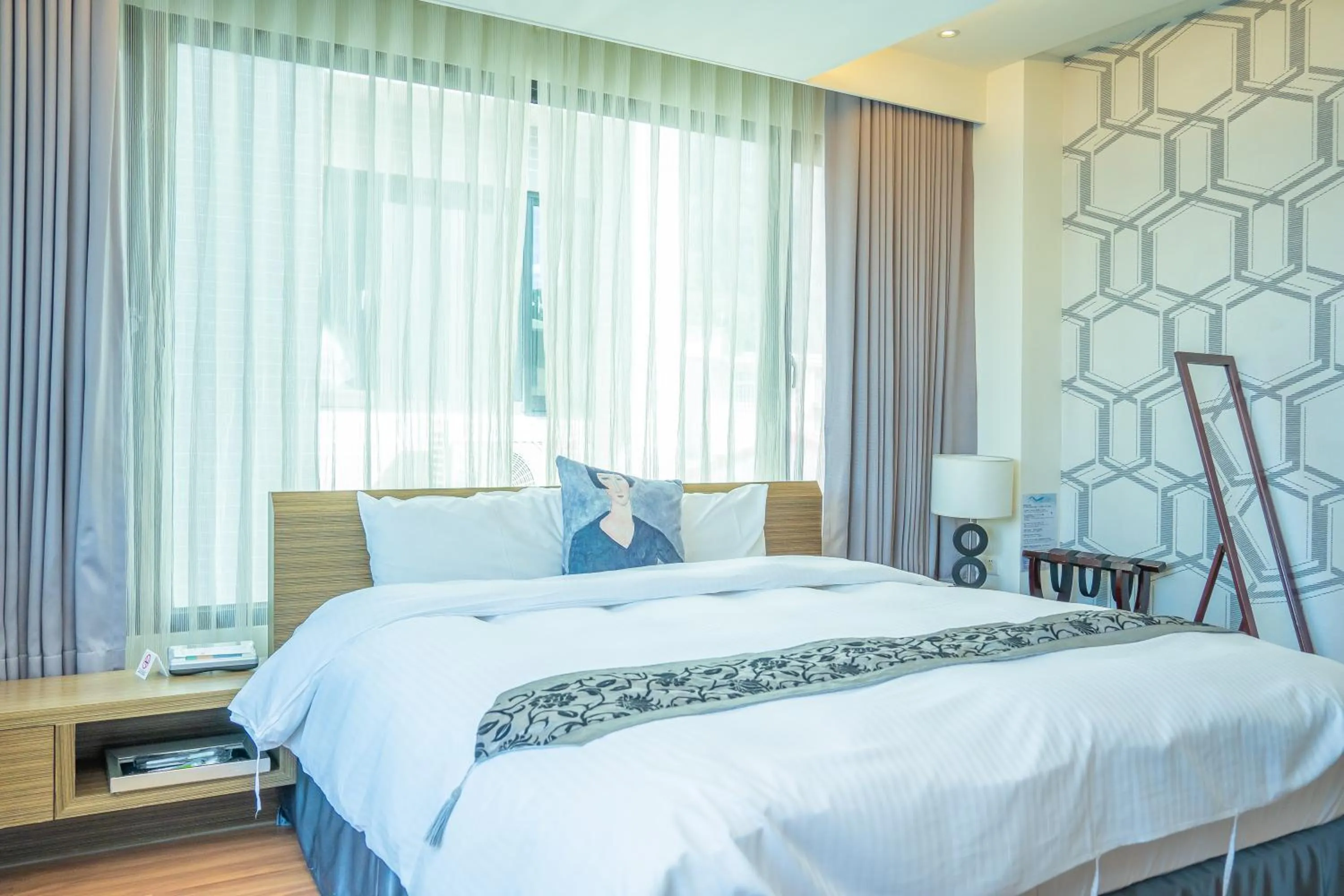 Bedroom, Bed in 日月潭天月水色民宿 (老街-停車-度假）skylight bnb