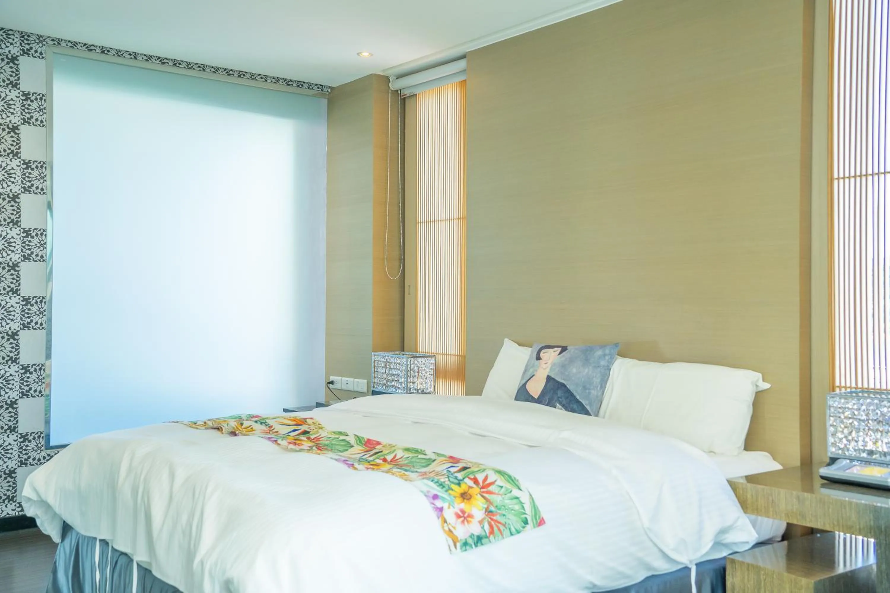 Bedroom, Bed in 日月潭天月水色民宿 (老街-停車-度假）skylight bnb