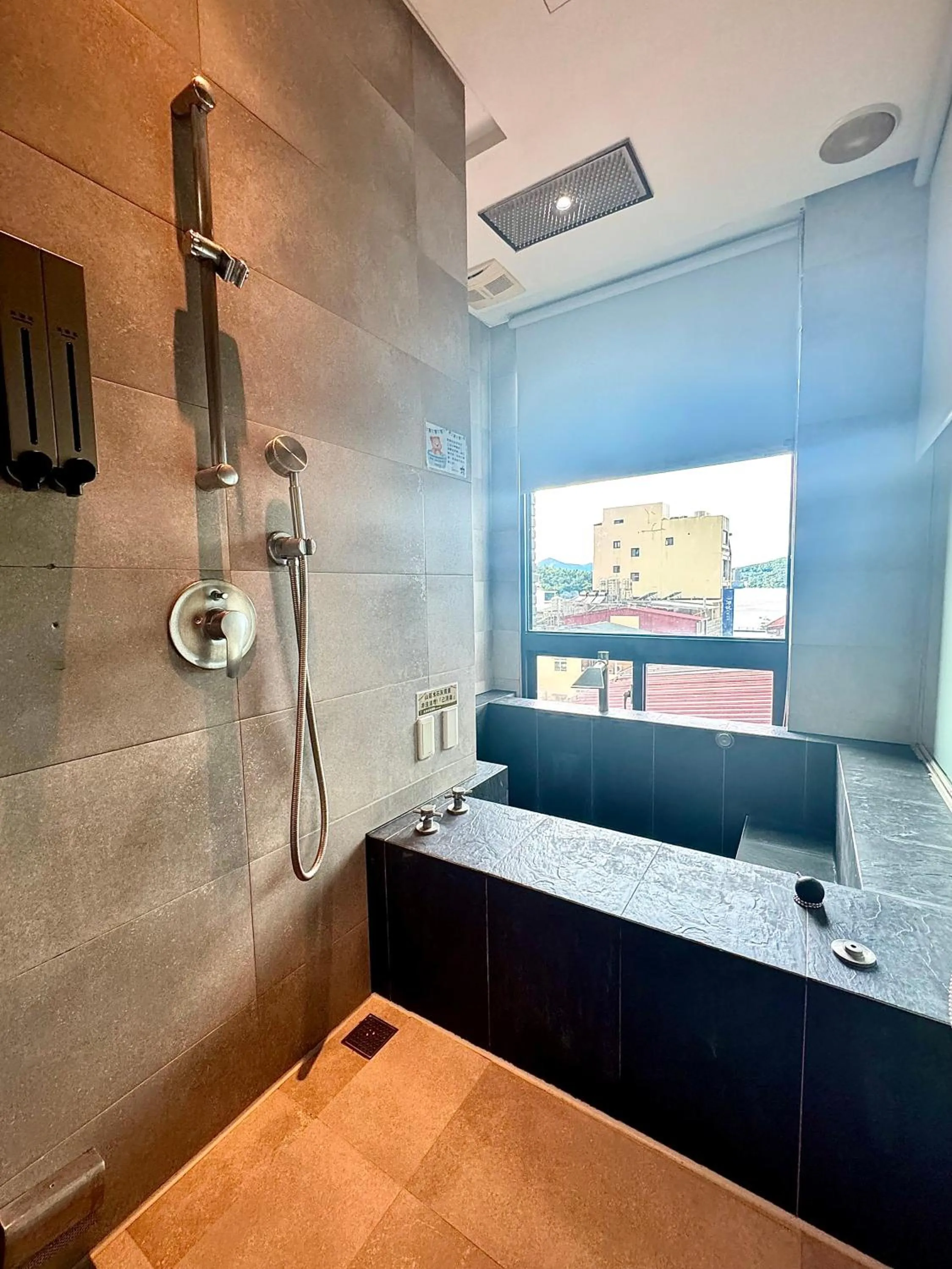 Bathroom in 日月潭天月水色民宿 (老街-停車-度假）skylight bnb