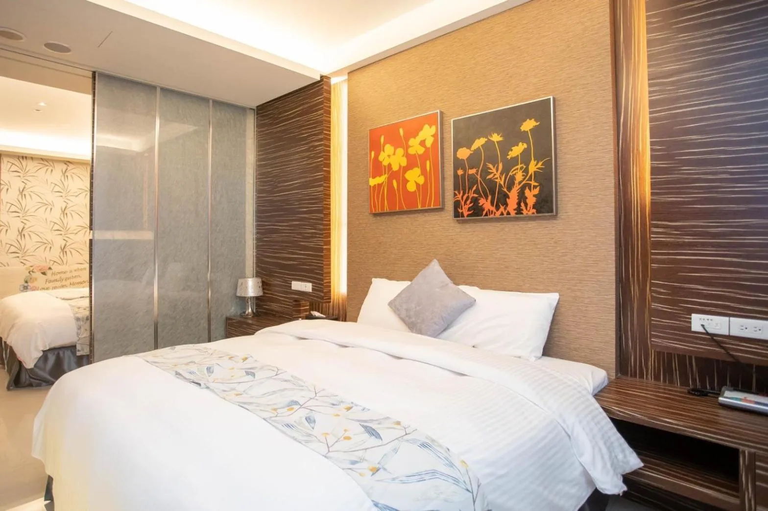 Bedroom, Bed in 日月潭天月水色民宿 (老街-停車-度假）skylight bnb